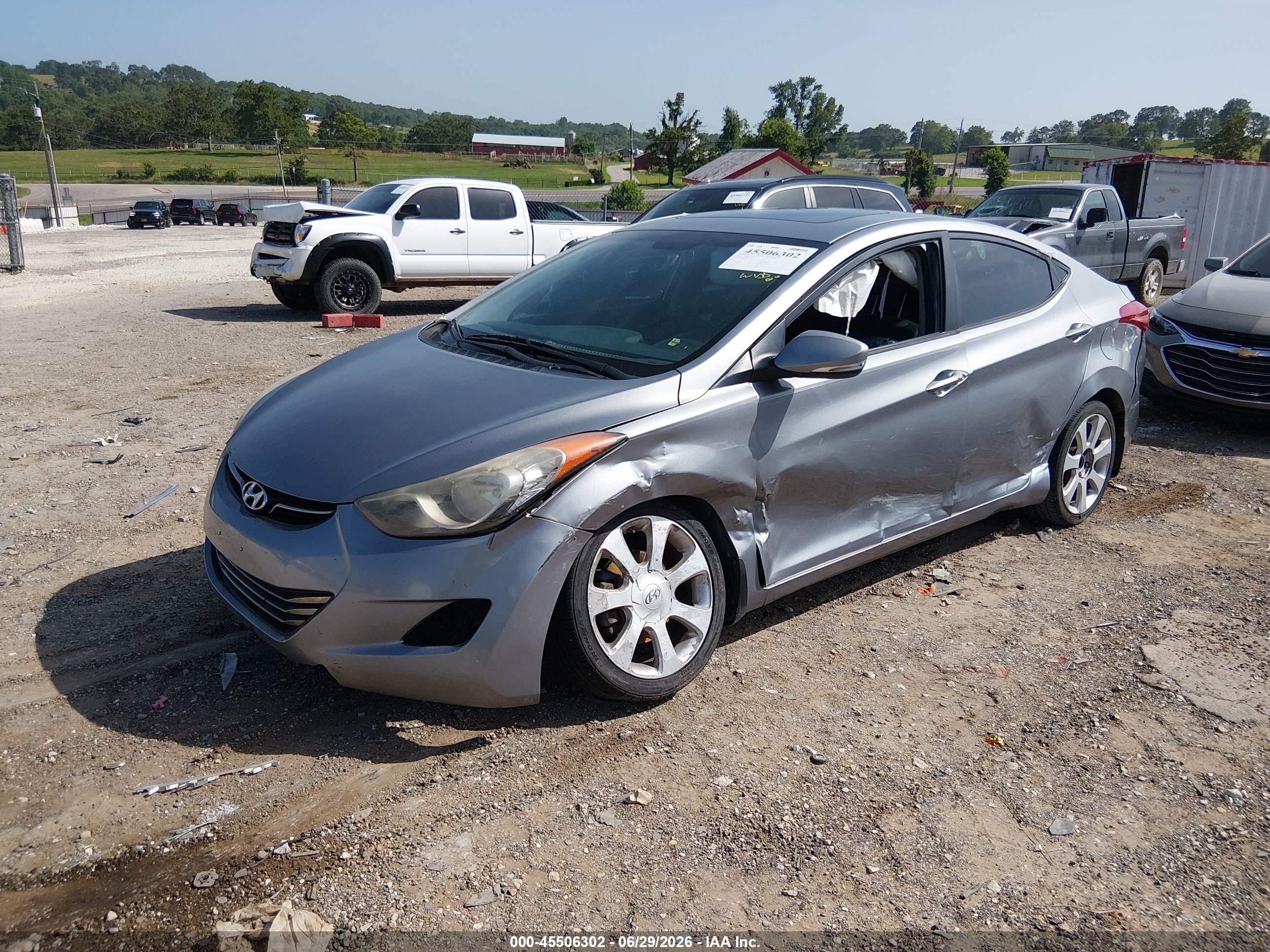 2013 Hyundai Elantra Limited Silver vin: KMHDH4AE5DU634457