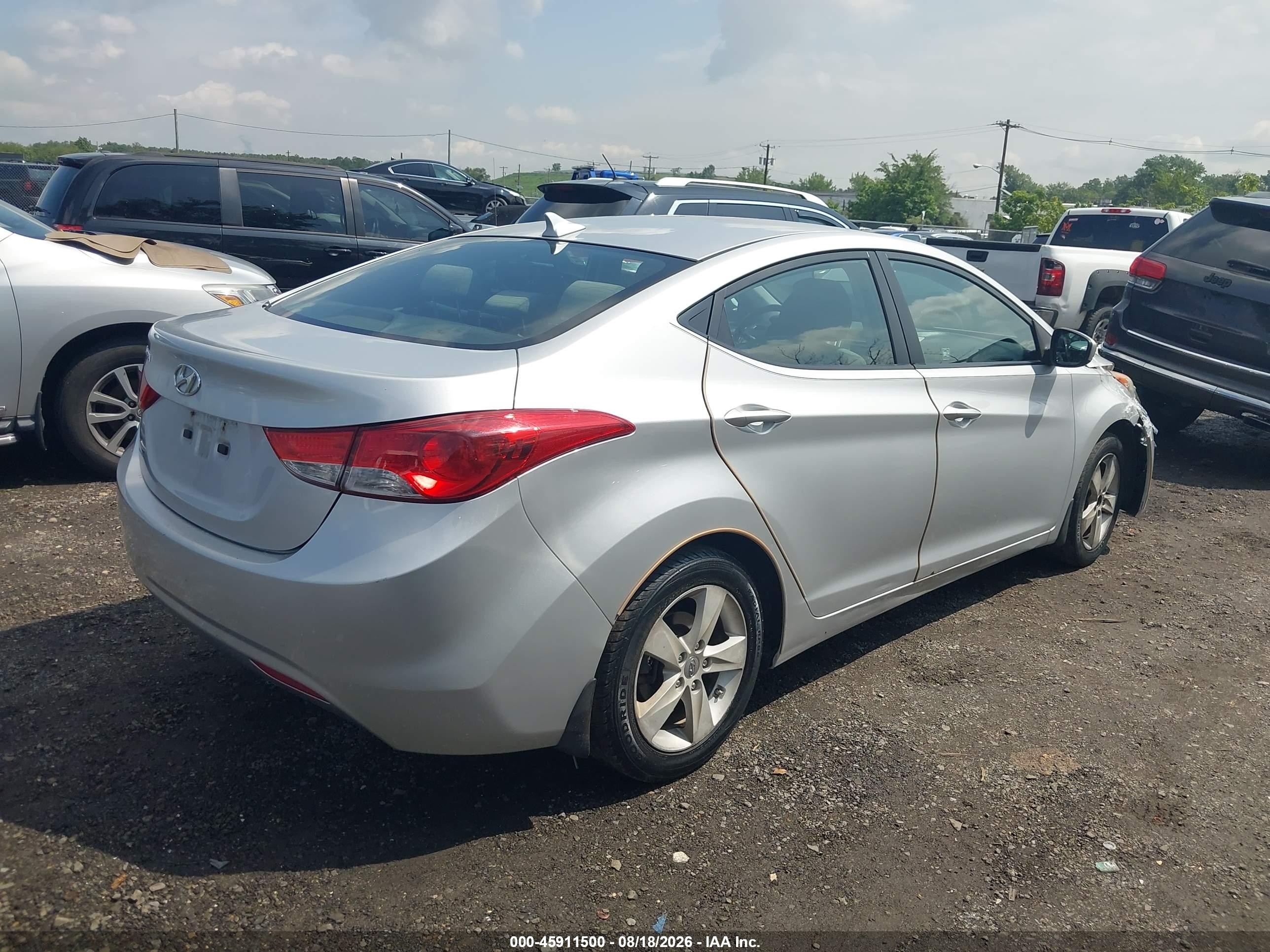 2013 Hyundai Elantra Gls Silver vin: KMHDH4AE5DU660492
