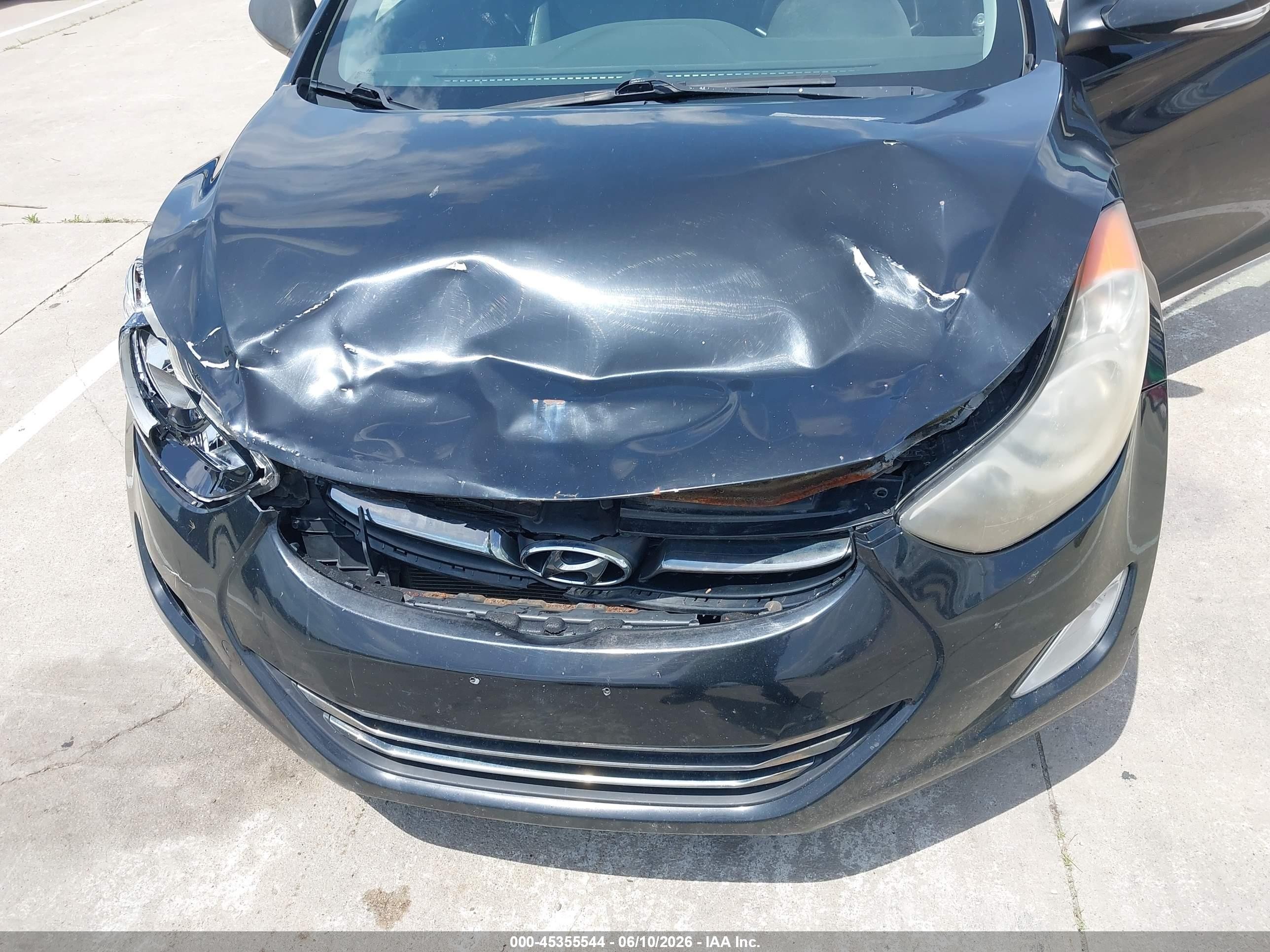 2013 Hyundai Elantra Limited Черный vin: KMHDH4AE5DU661688