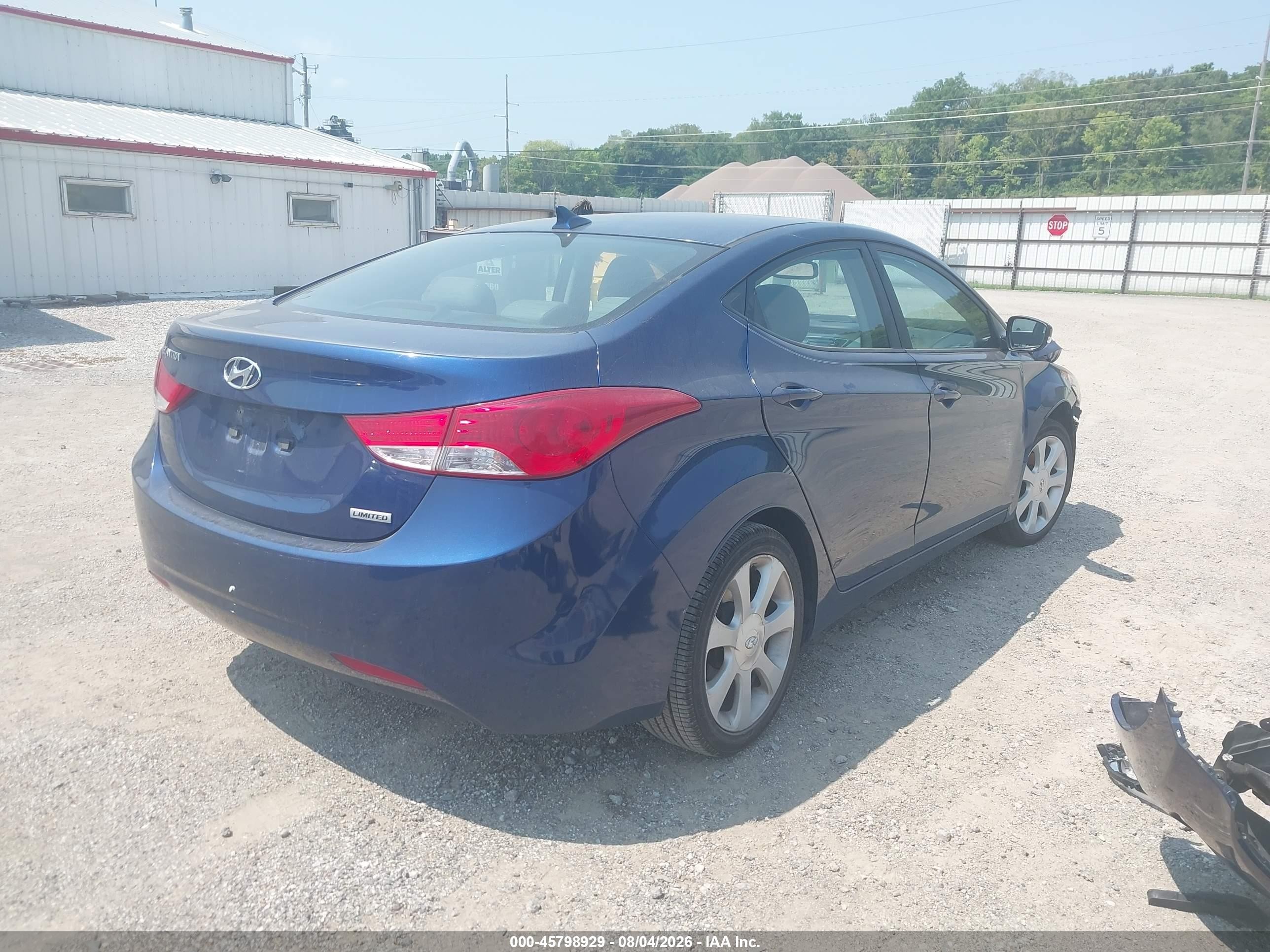 2013 Hyundai Elantra Limited Blue vin: KMHDH4AE5DU676255