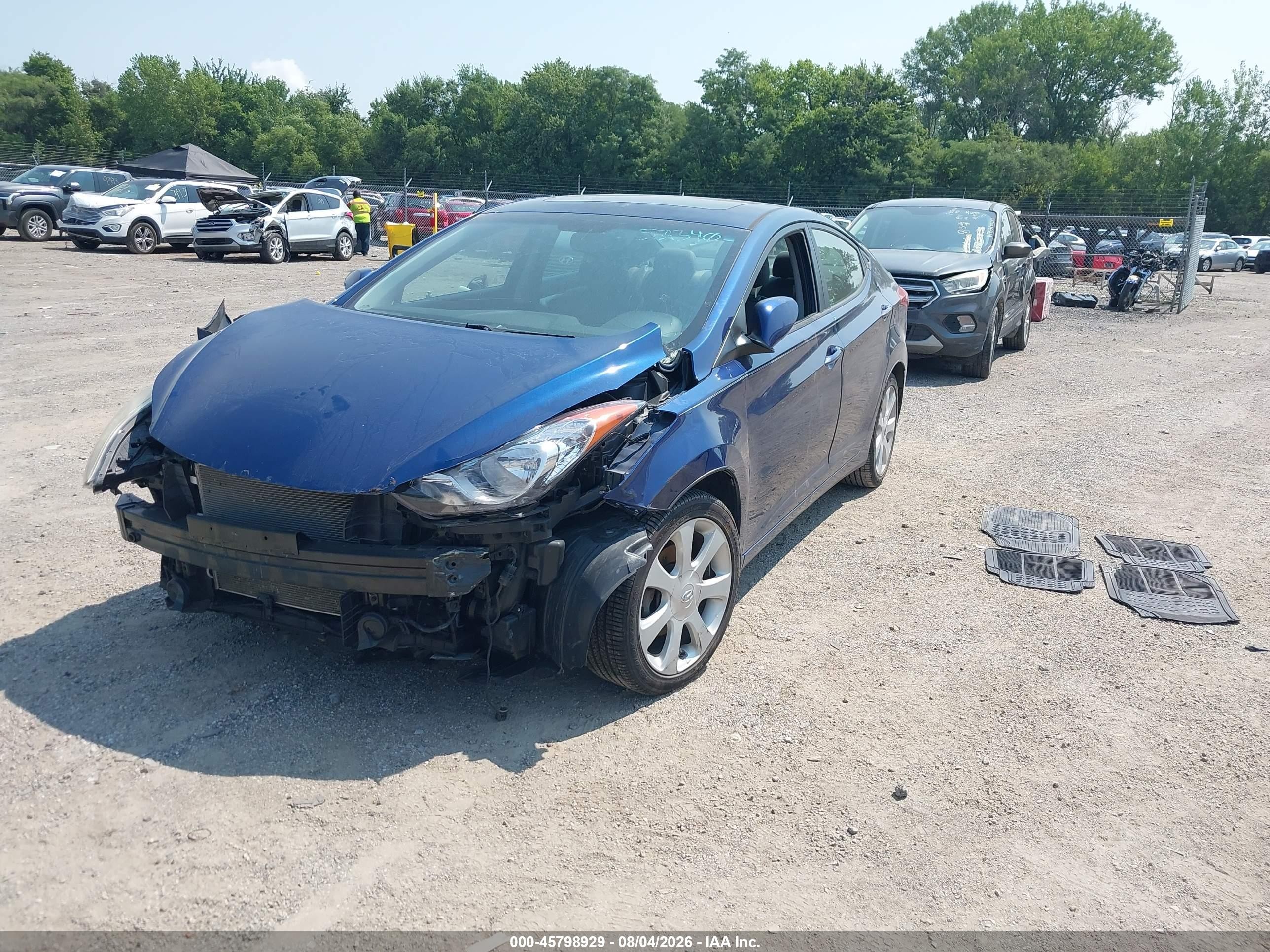 2013 Hyundai Elantra Limited Blue vin: KMHDH4AE5DU676255