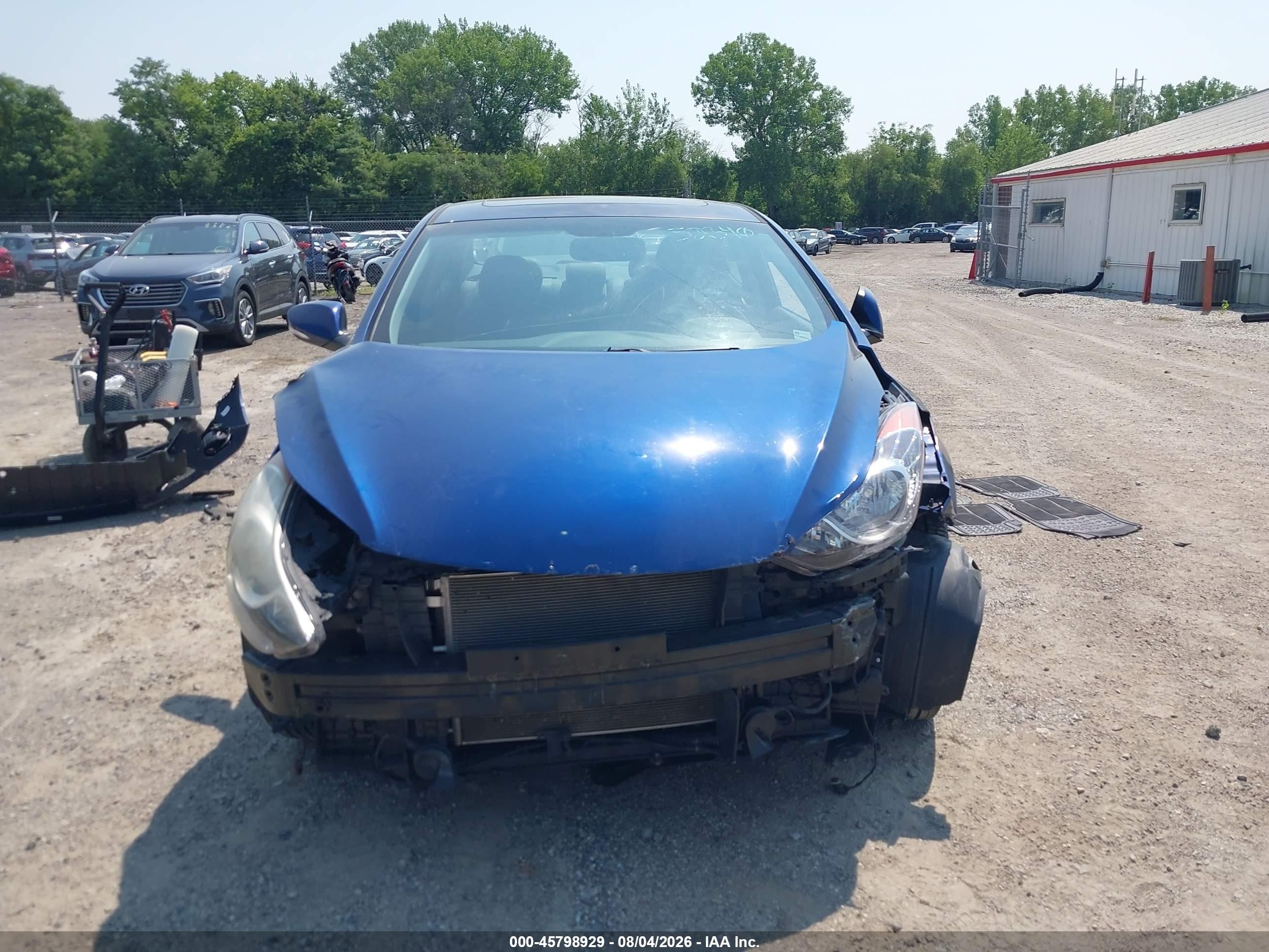 2013 Hyundai Elantra Limited Blue vin: KMHDH4AE5DU676255