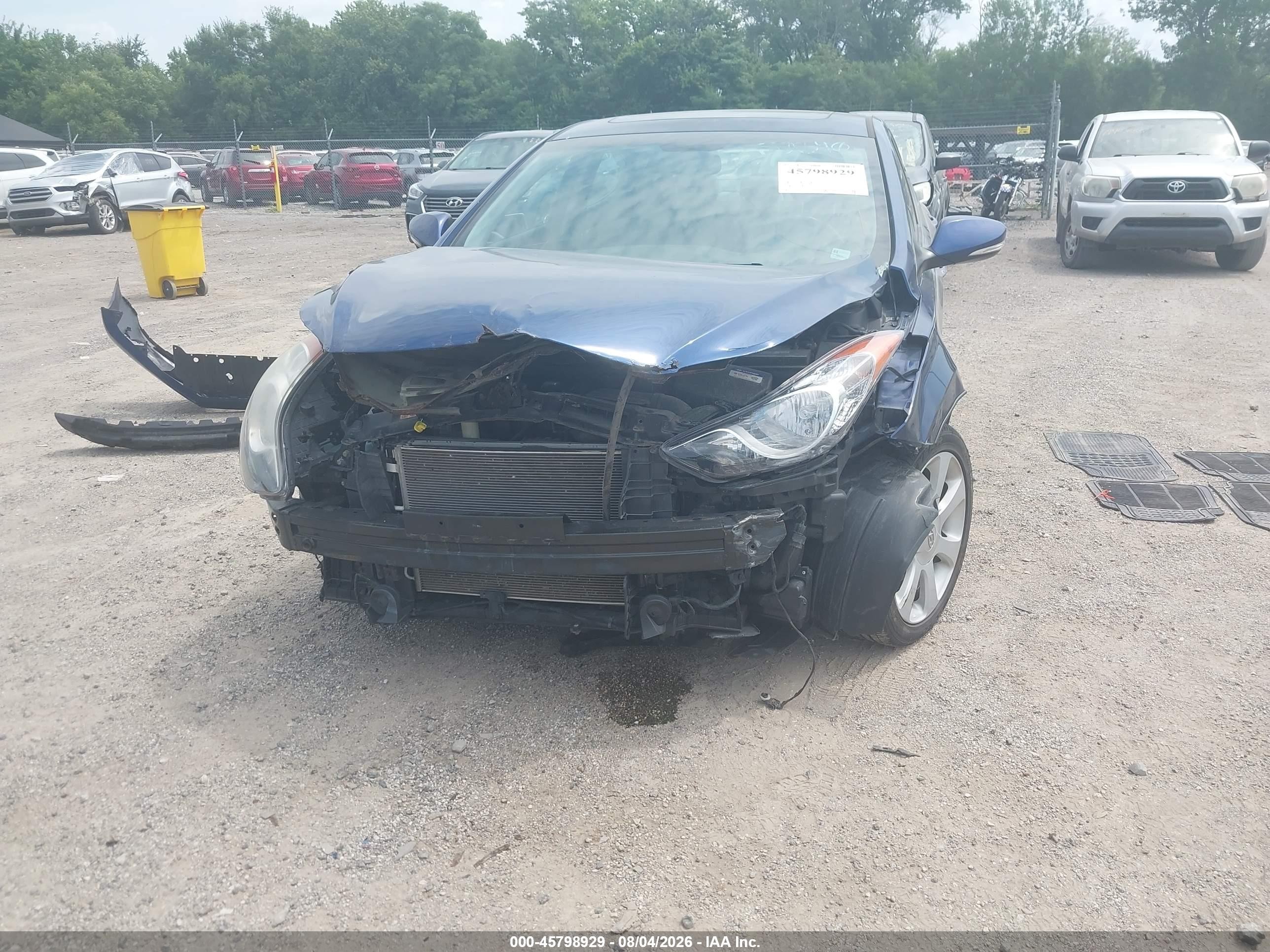 2013 Hyundai Elantra Limited Blue vin: KMHDH4AE5DU676255
