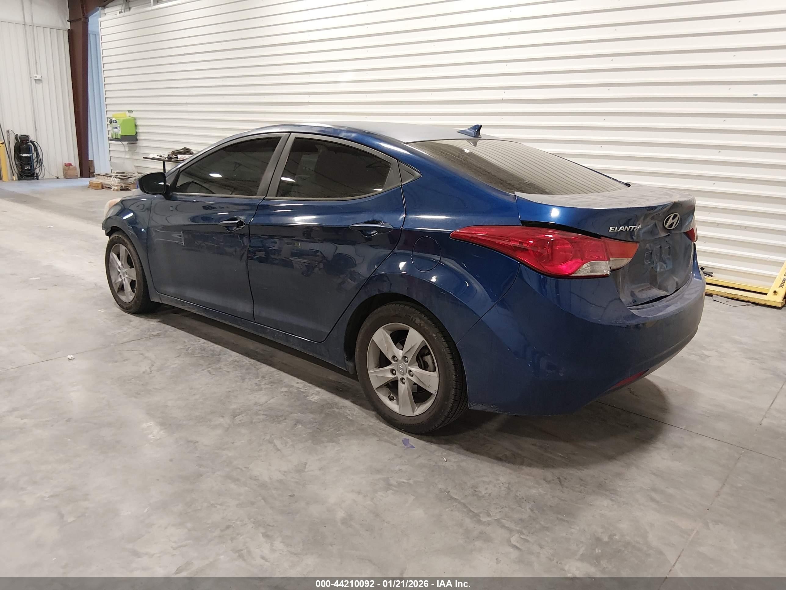 2013 Hyundai Elantra Gls Blue vin: KMHDH4AE5DU706810