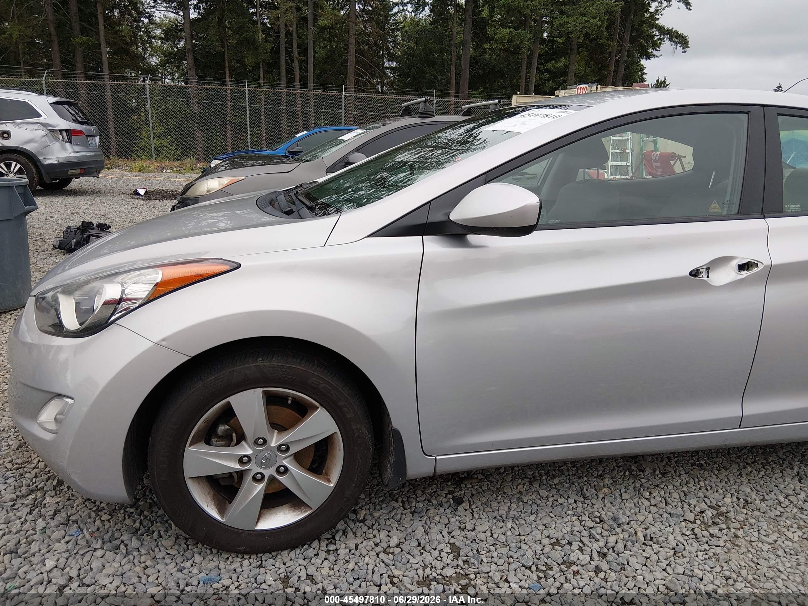 2013 Hyundai Elantra Gls Silver vin: KMHDH4AE5DU712218