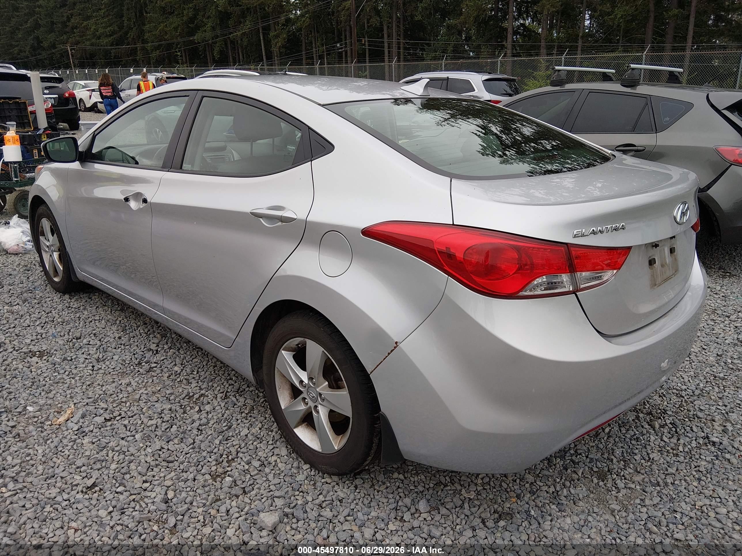 2013 Hyundai Elantra Gls Silver vin: KMHDH4AE5DU712218