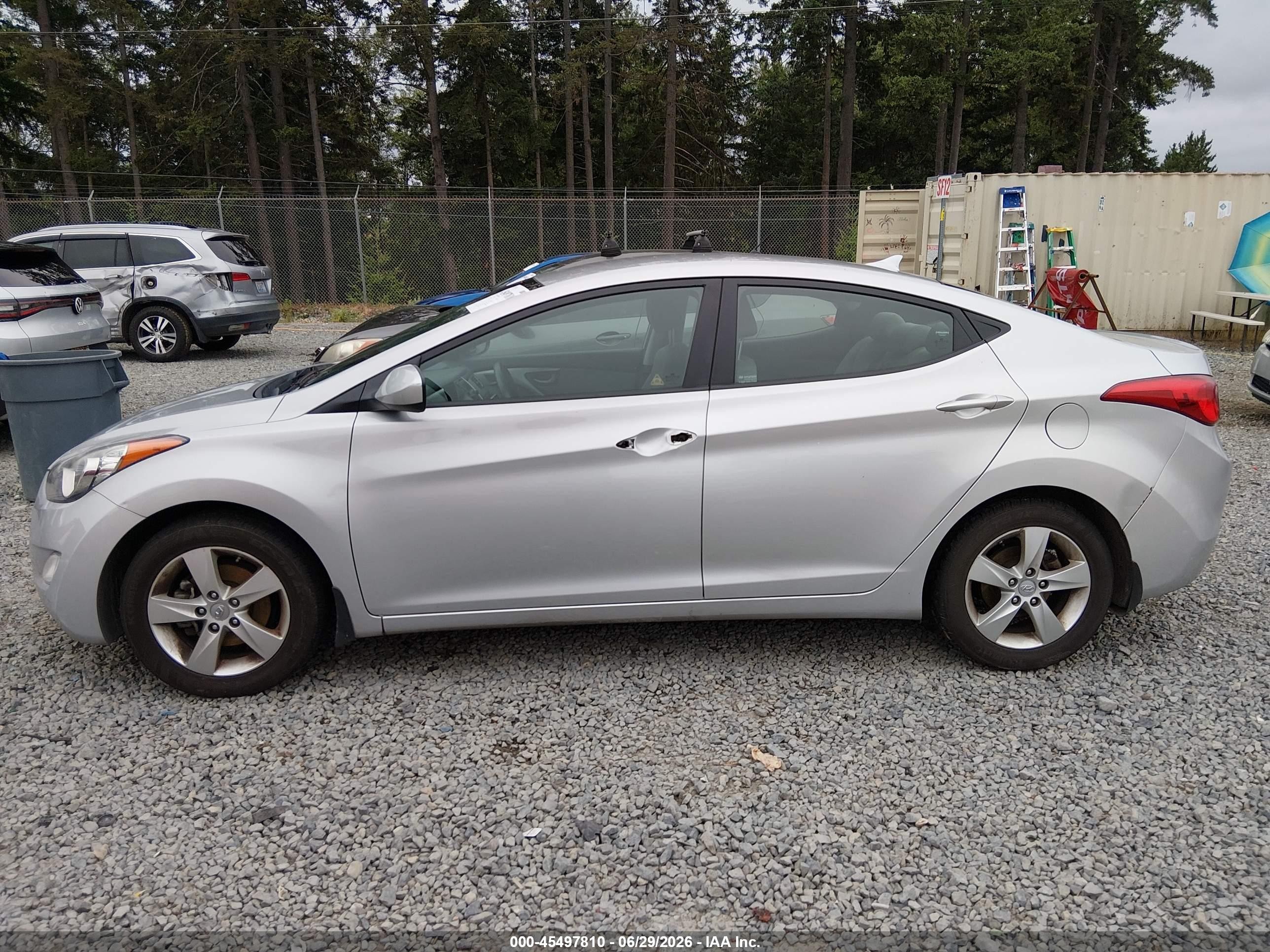 2013 Hyundai Elantra Gls Silver vin: KMHDH4AE5DU712218