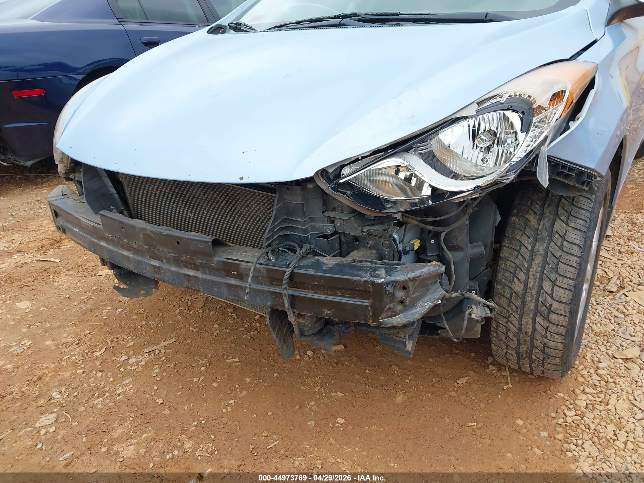 2013 Hyundai Elantra Gls Light Blue vin: KMHDH4AE5DU713935