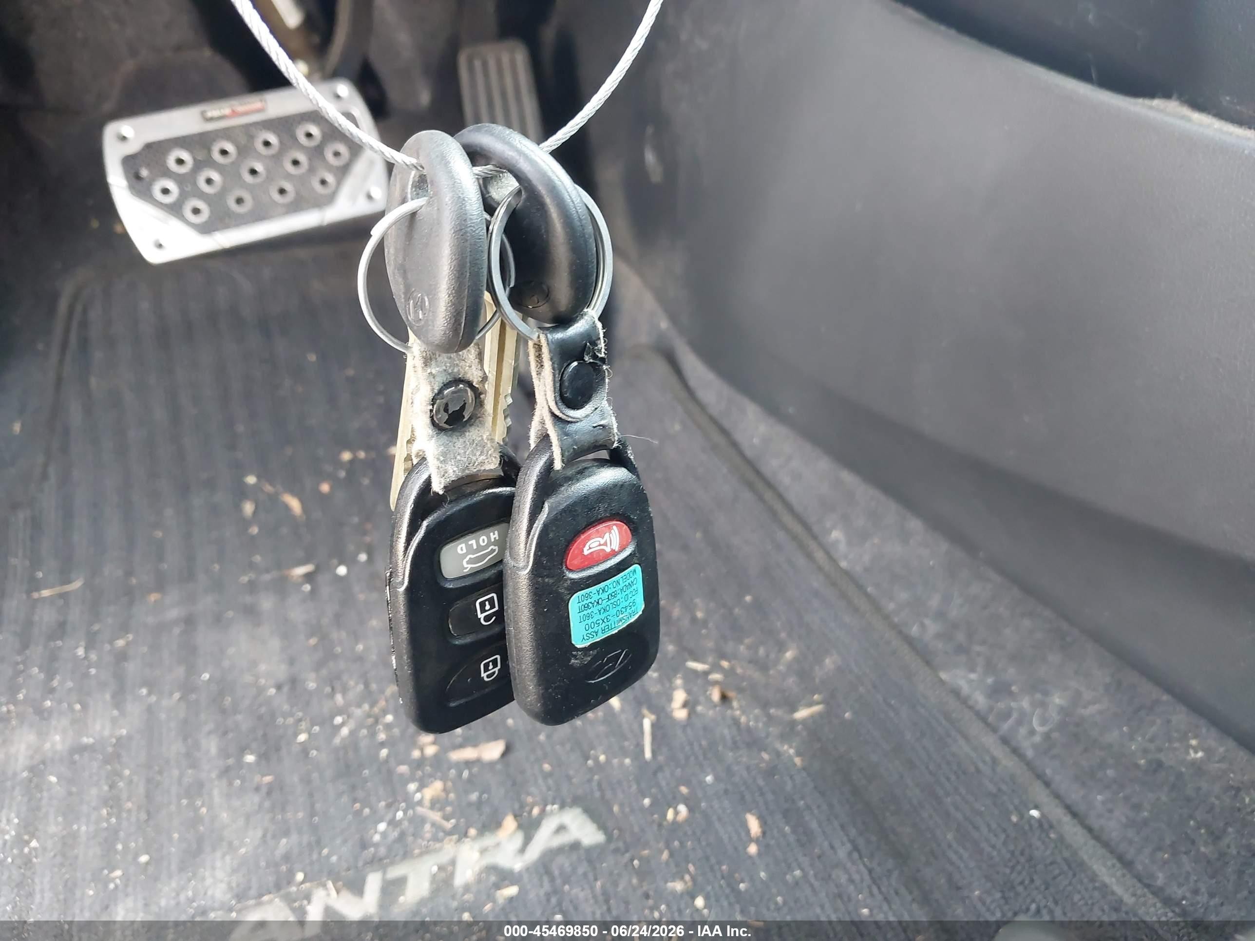 2013 Hyundai Elantra Gls Blue vin: KMHDH4AE5DU748667