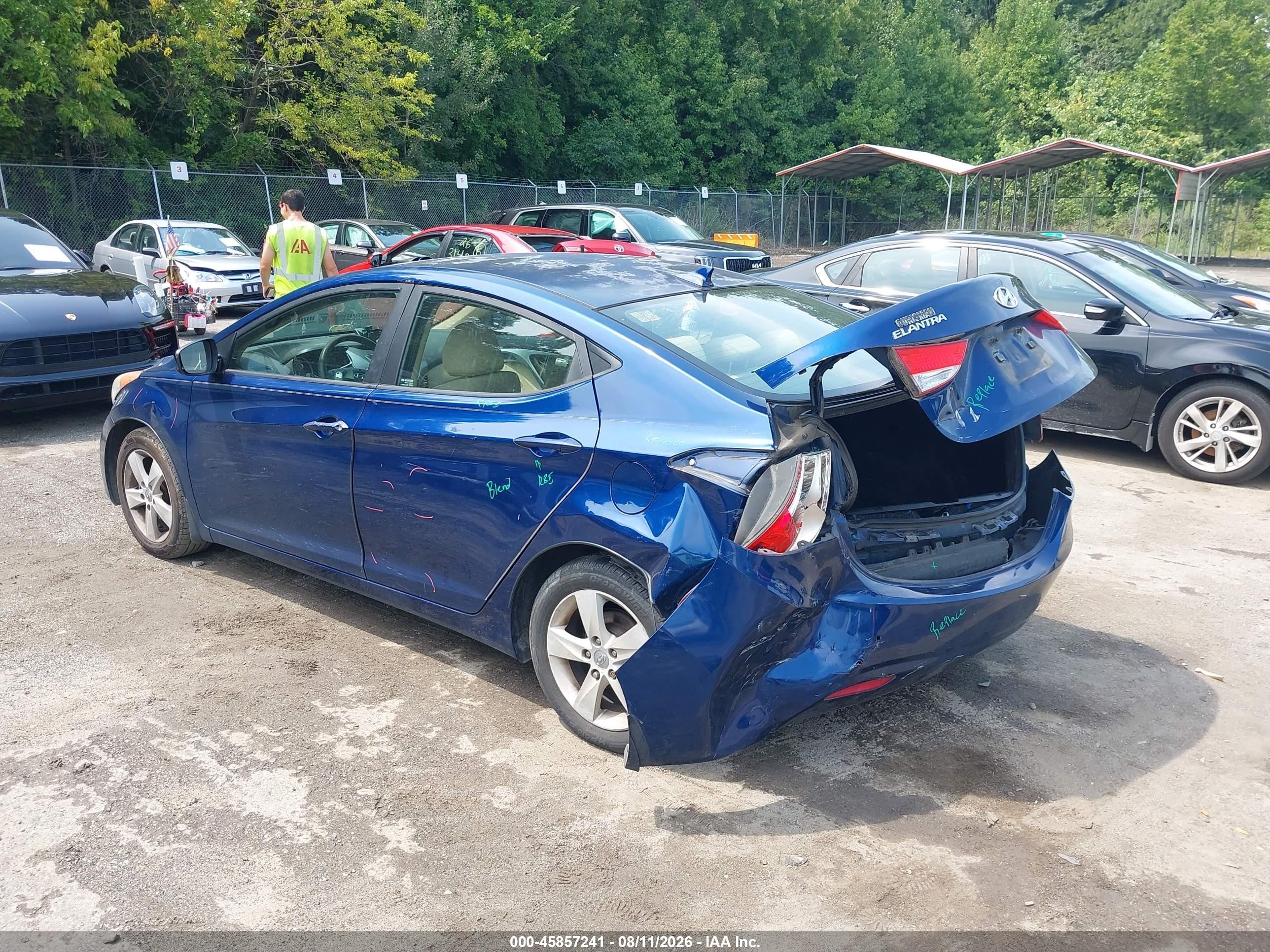 2013 Hyundai Elantra Gls Blue vin: KMHDH4AE5DU778039