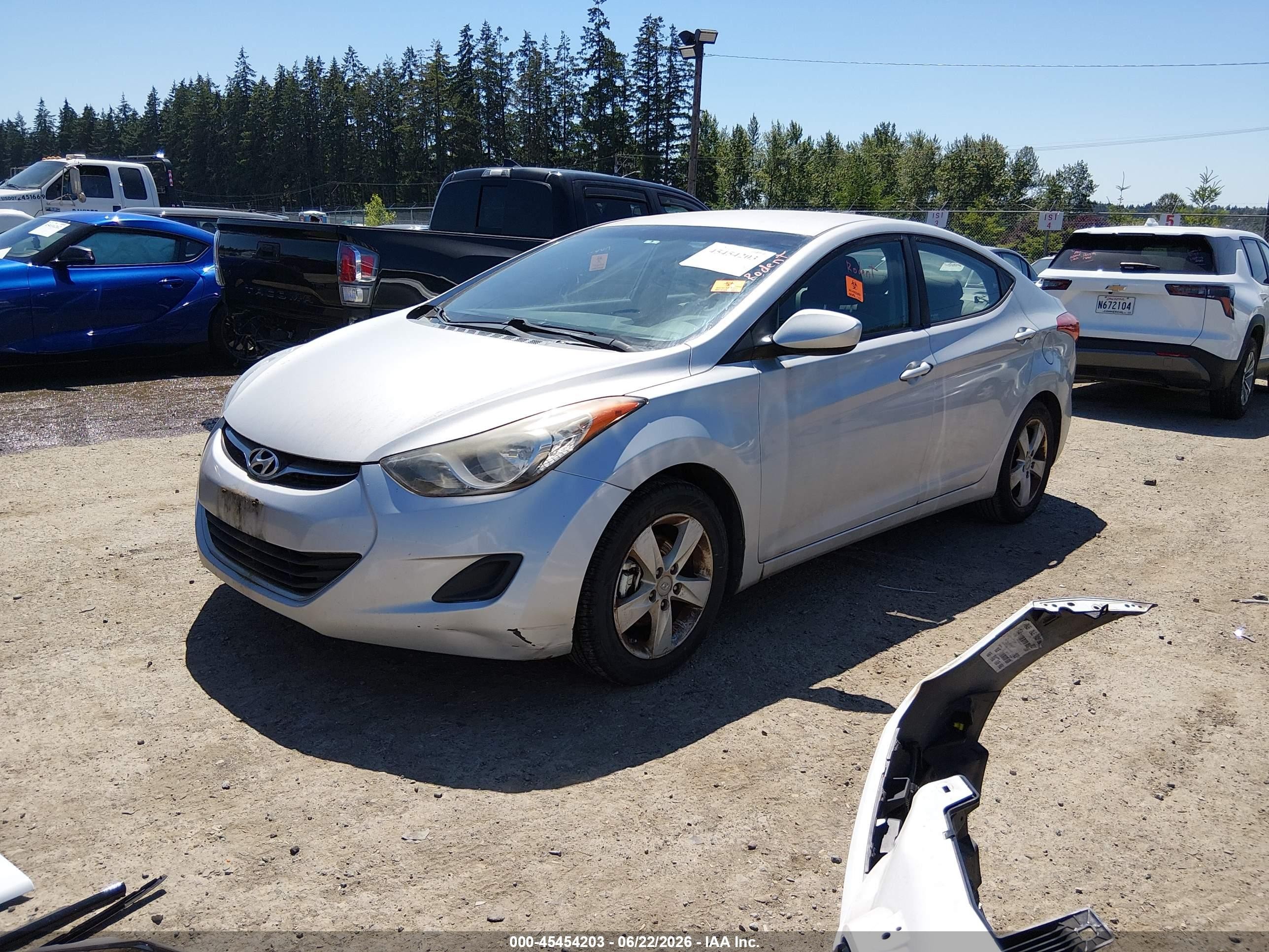 2013 Hyundai Elantra Gls Silver vin: KMHDH4AE5DU816840