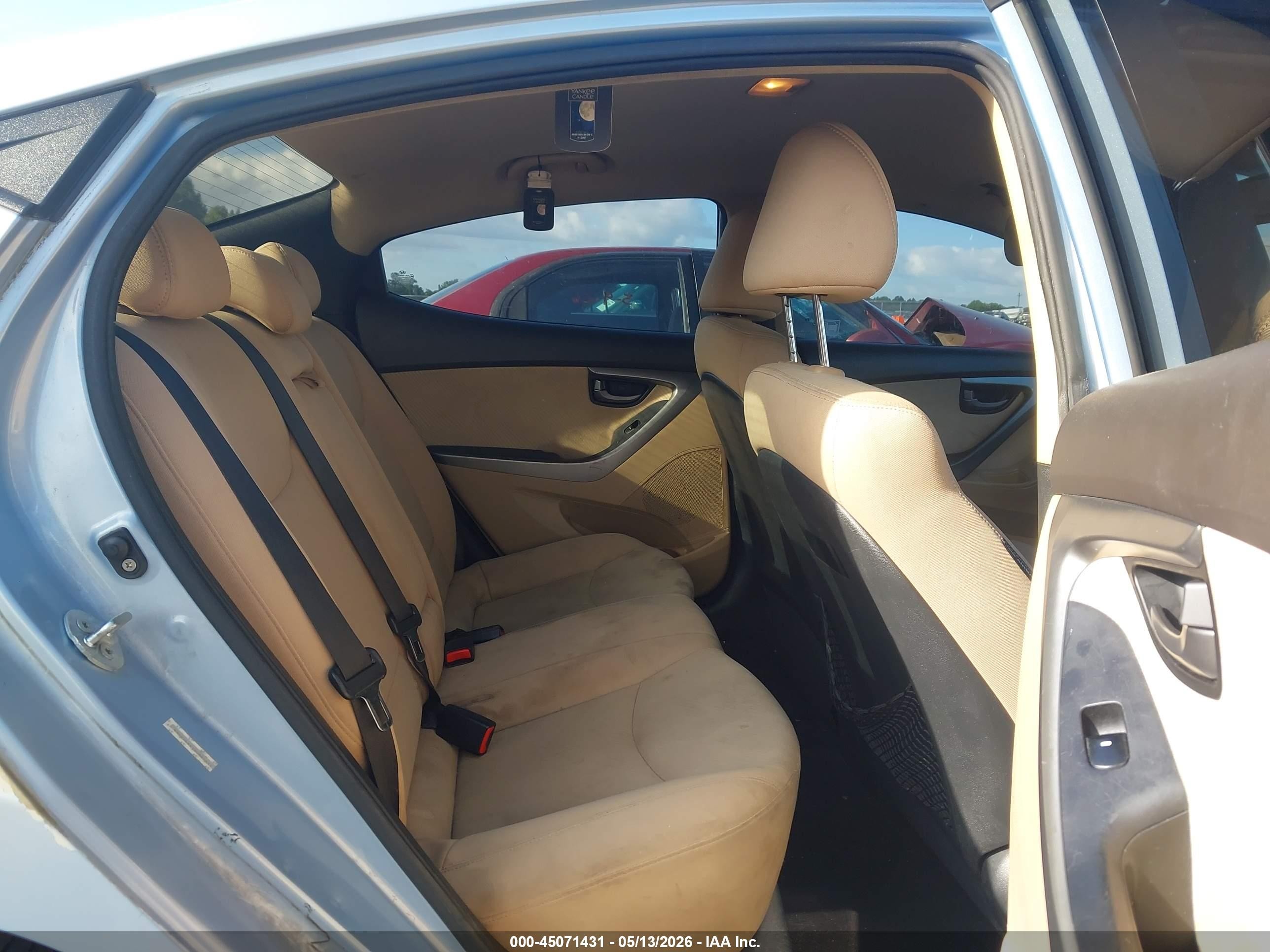 2013 Hyundai Elantra Gls Light Blue vin: KMHDH4AE5DU845657