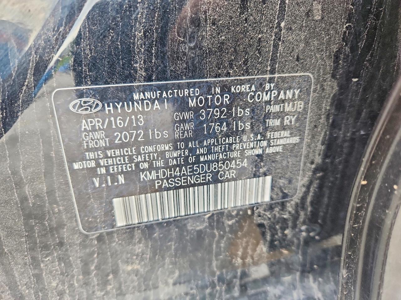 2013 Hyundai Elantra Limited Black vin: KMHDH4AE5DU850454