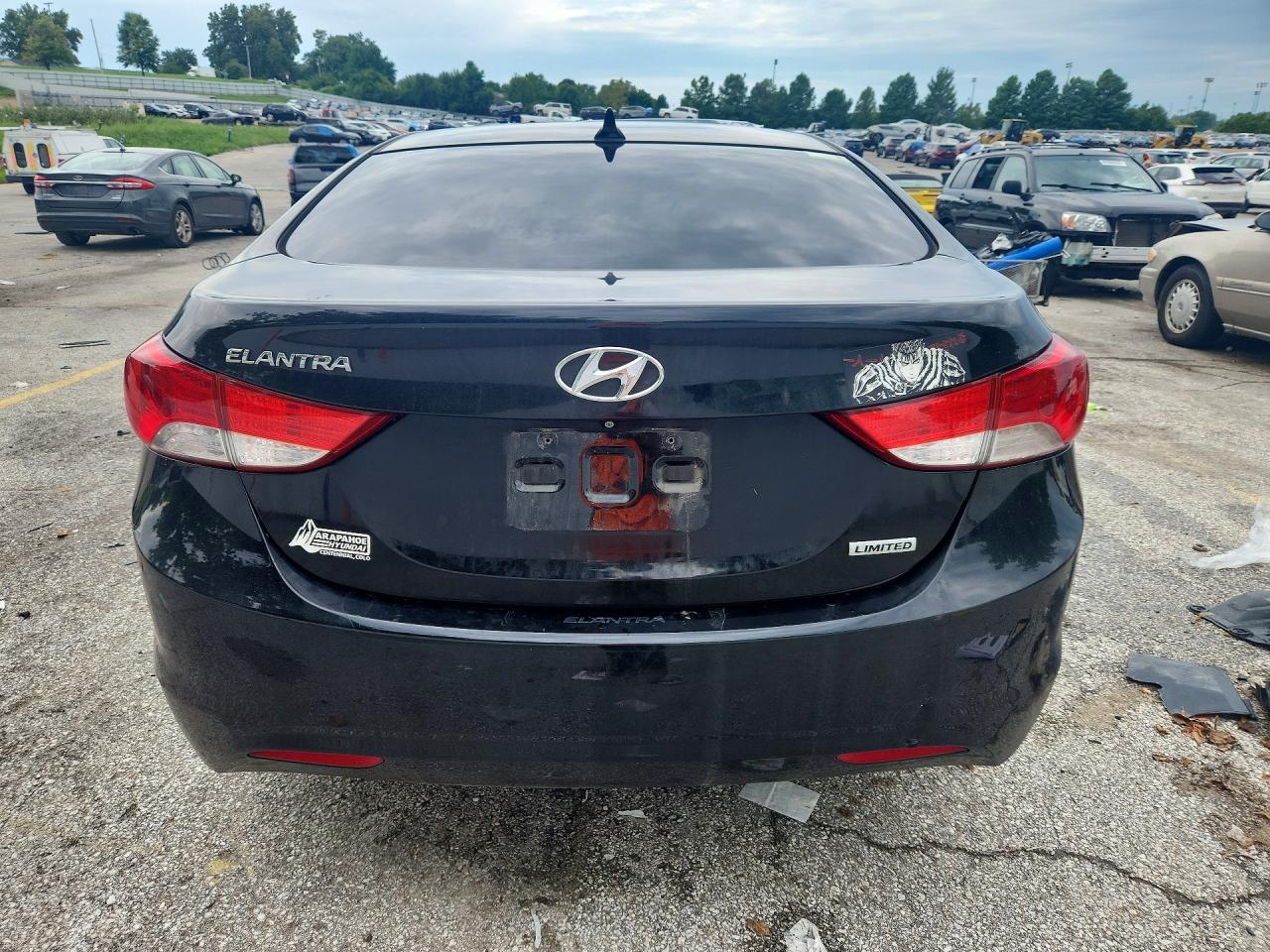 2013 Hyundai Elantra Limited Black vin: KMHDH4AE5DU850454
