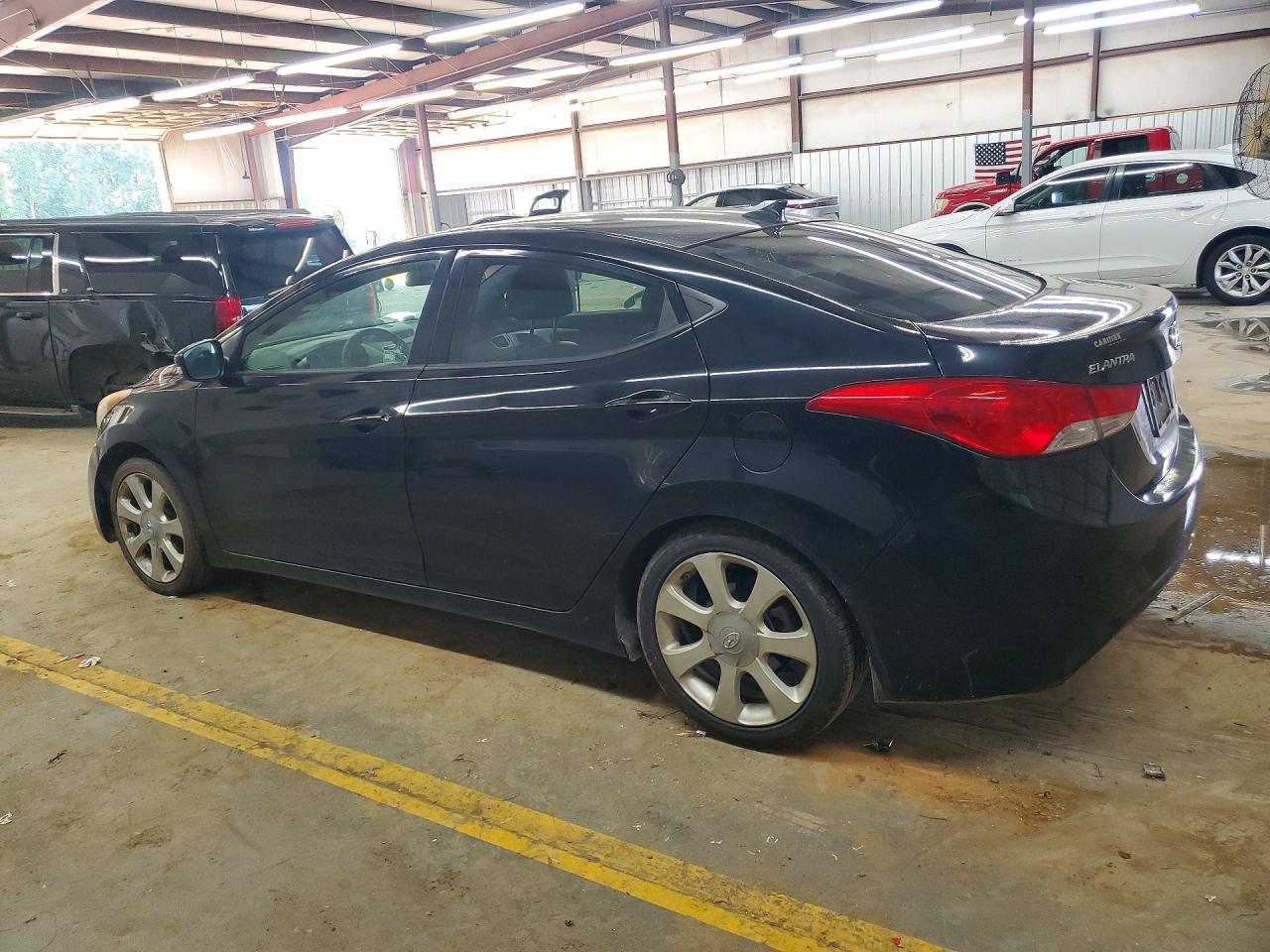 2013 Hyundai Elantra Limited Black vin: KMHDH4AE5DU888542