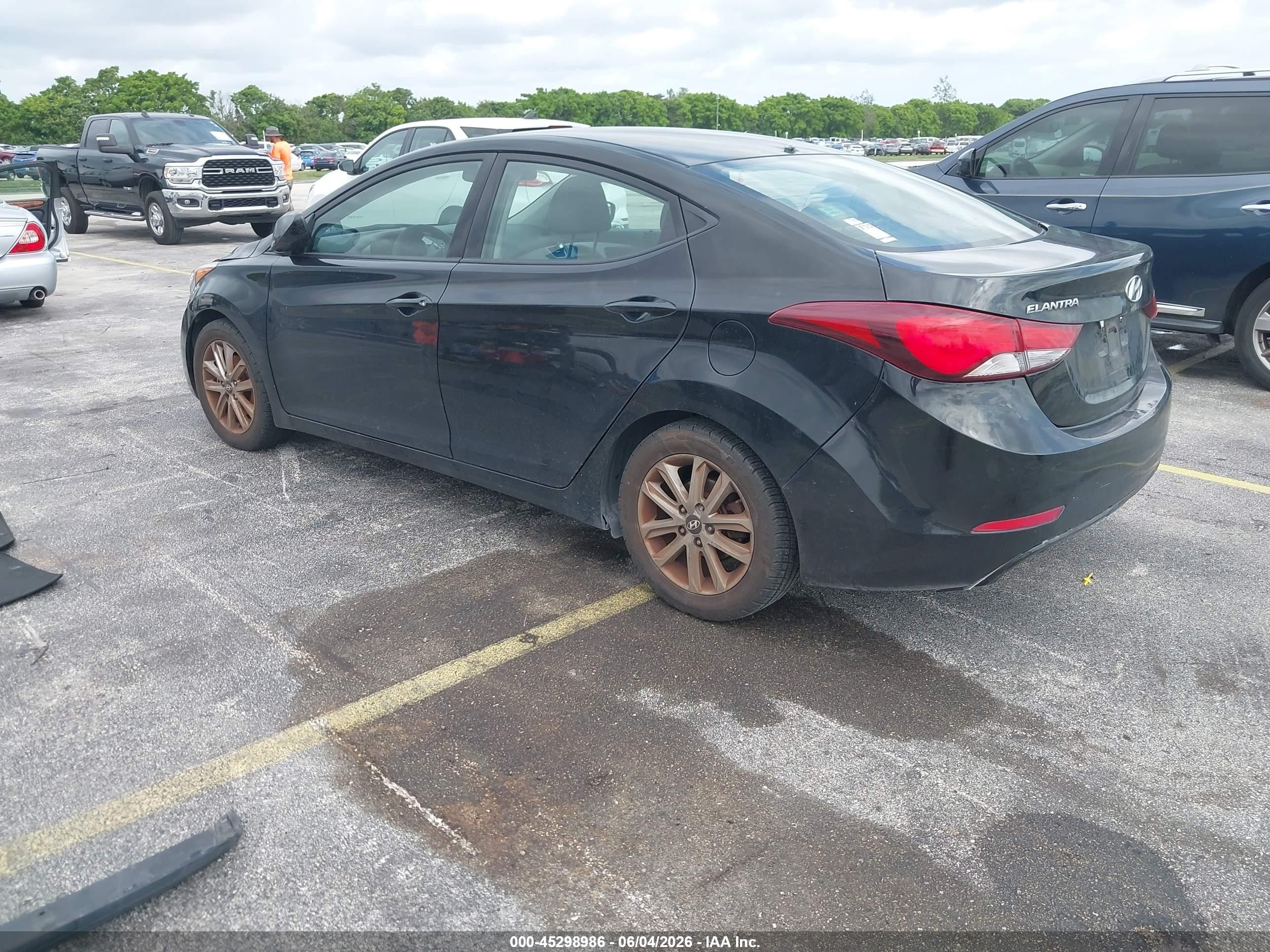 2014 Hyundai Elantra Se Black vin: KMHDH4AE5EU041621