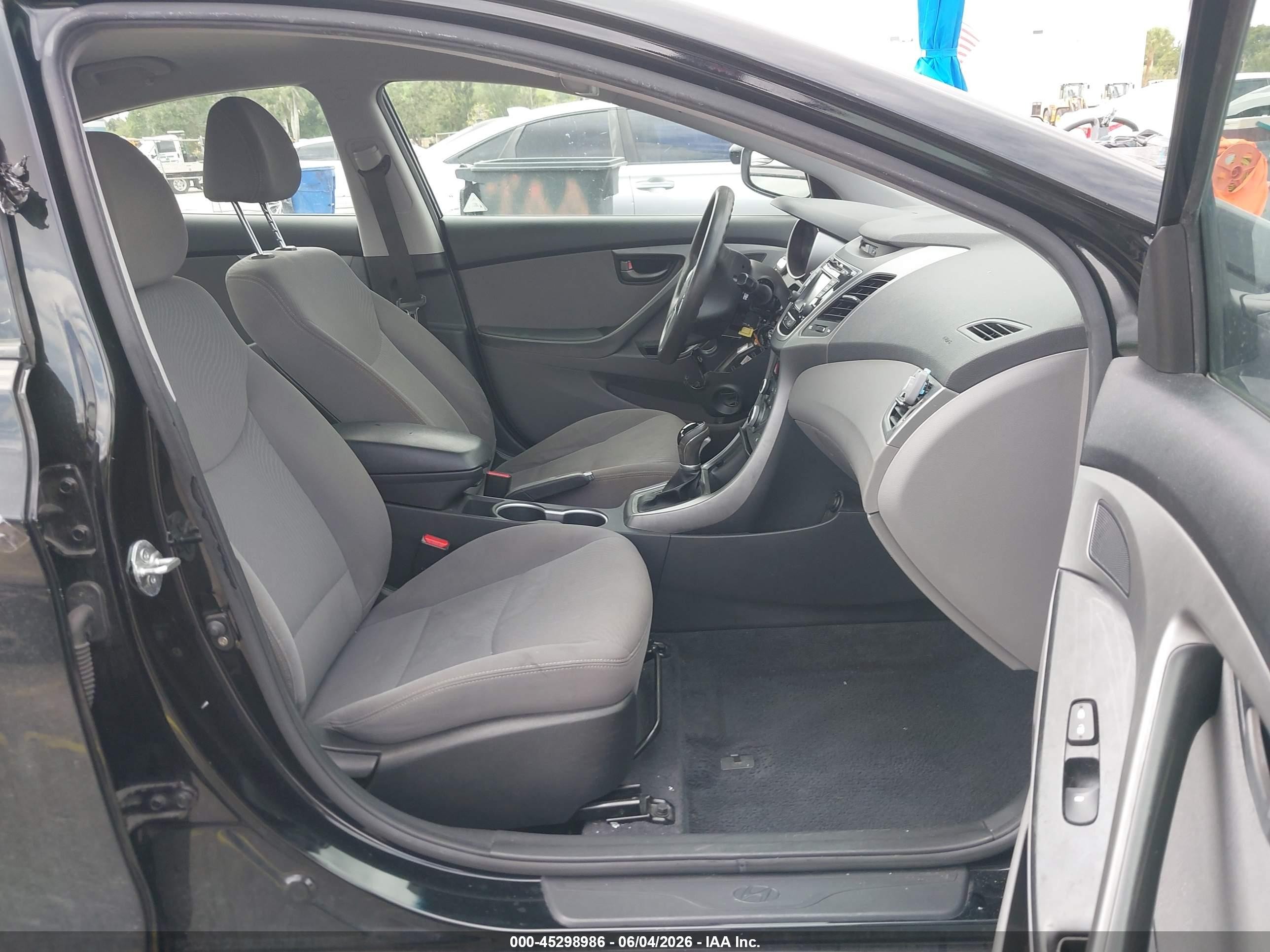 2014 Hyundai Elantra Se Black vin: KMHDH4AE5EU041621
