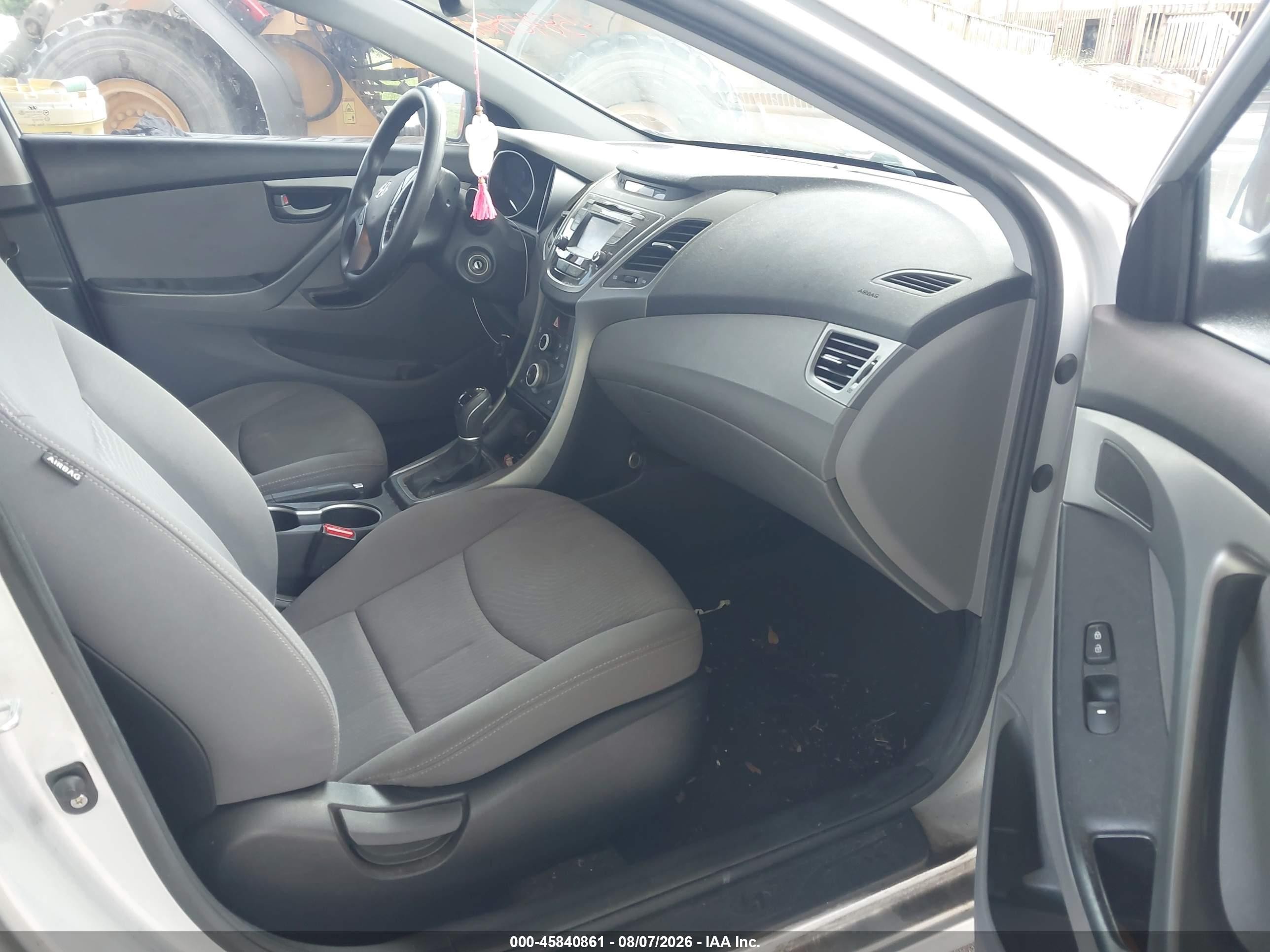 2014 Hyundai Elantra Se Silver vin: KMHDH4AE5EU064915