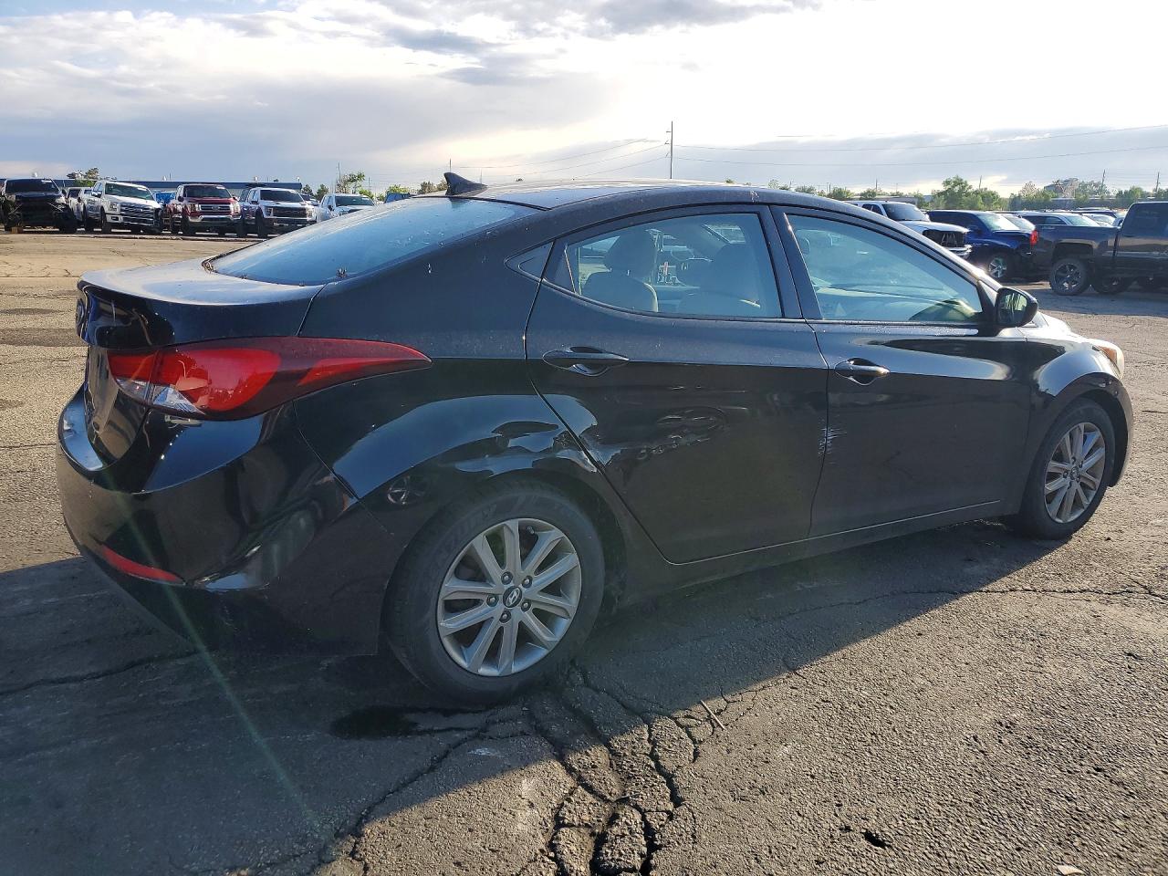 2014 Hyundai Elantra Se Black vin: KMHDH4AE5EU073176