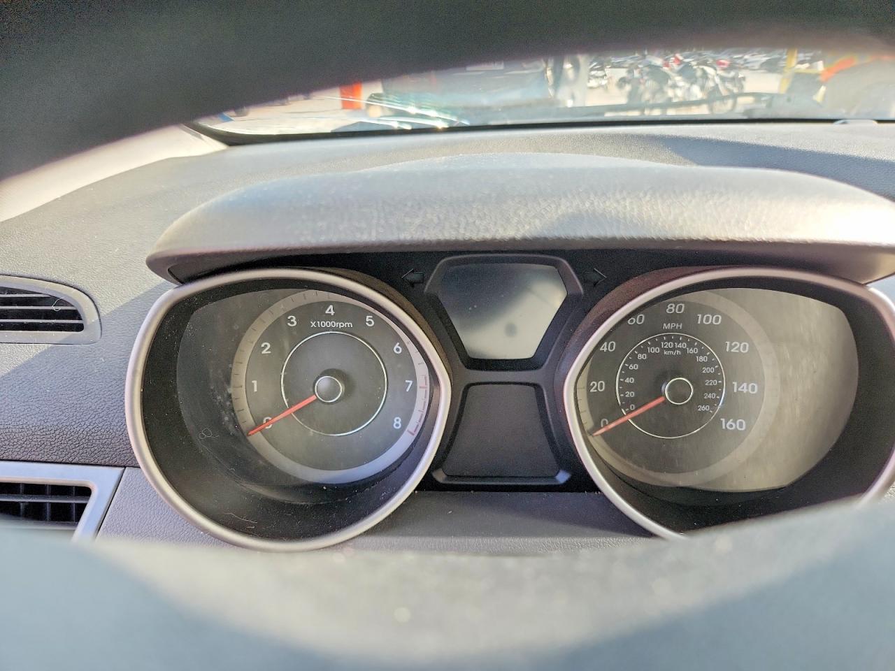 2014 Hyundai Elantra Se Silver vin: KMHDH4AE5EU184875