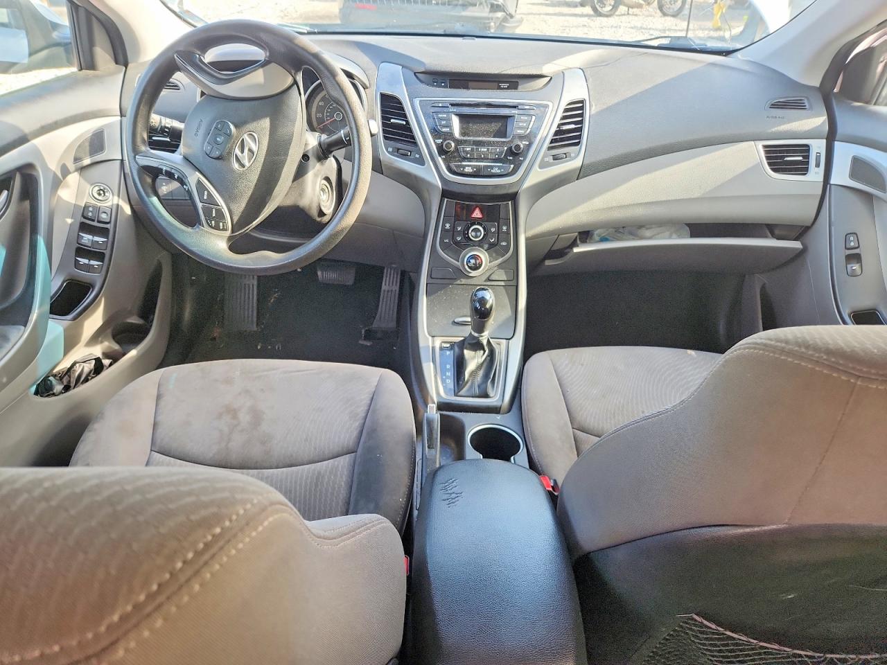 2014 Hyundai Elantra Se Silver vin: KMHDH4AE5EU184875