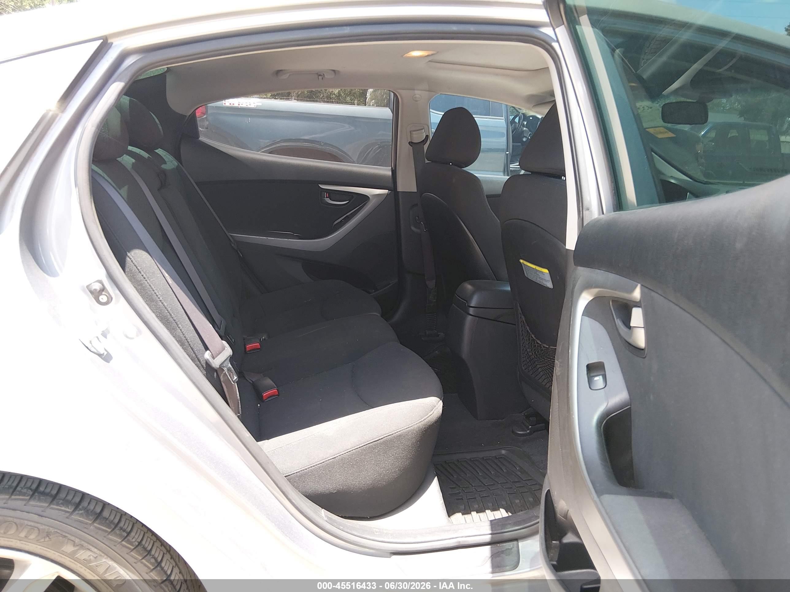 2015 Hyundai Elantra Se Silver vin: KMHDH4AE5FU304577