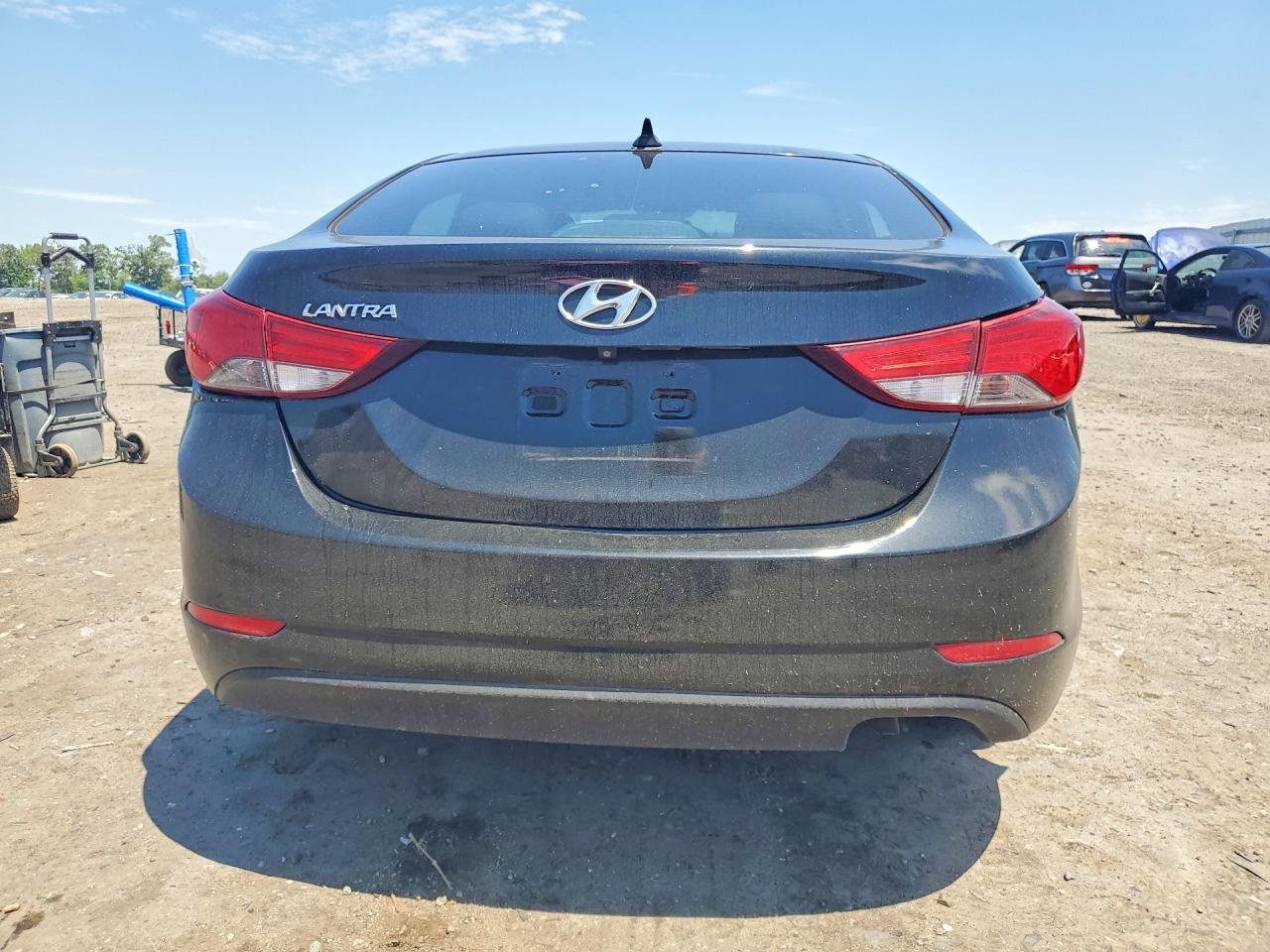 2015 Hyundai Elantra Limited Черный vin: KMHDH4AE5FU322996