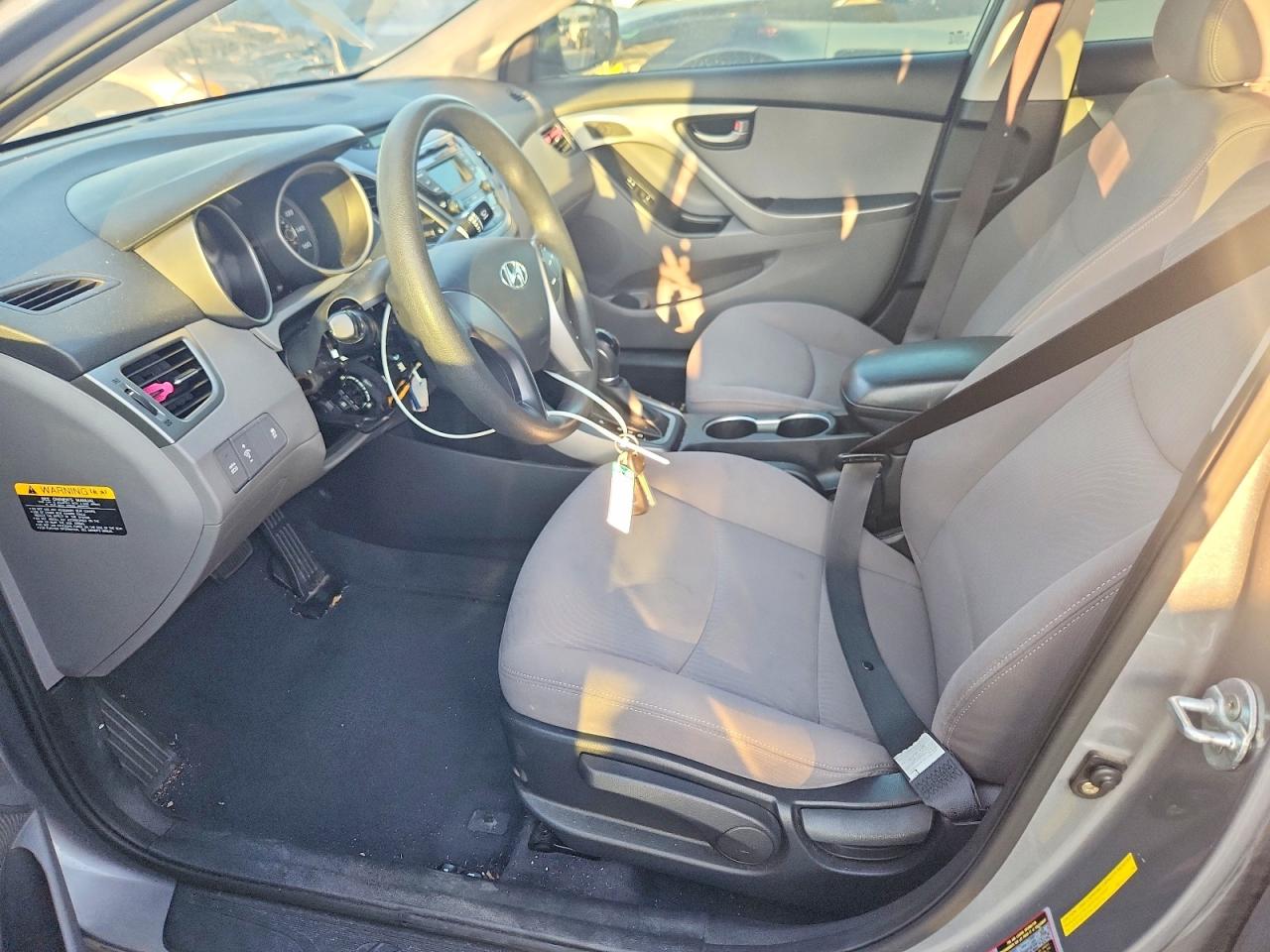2015 Hyundai Elantra Se Gray vin: KMHDH4AE5FU326000
