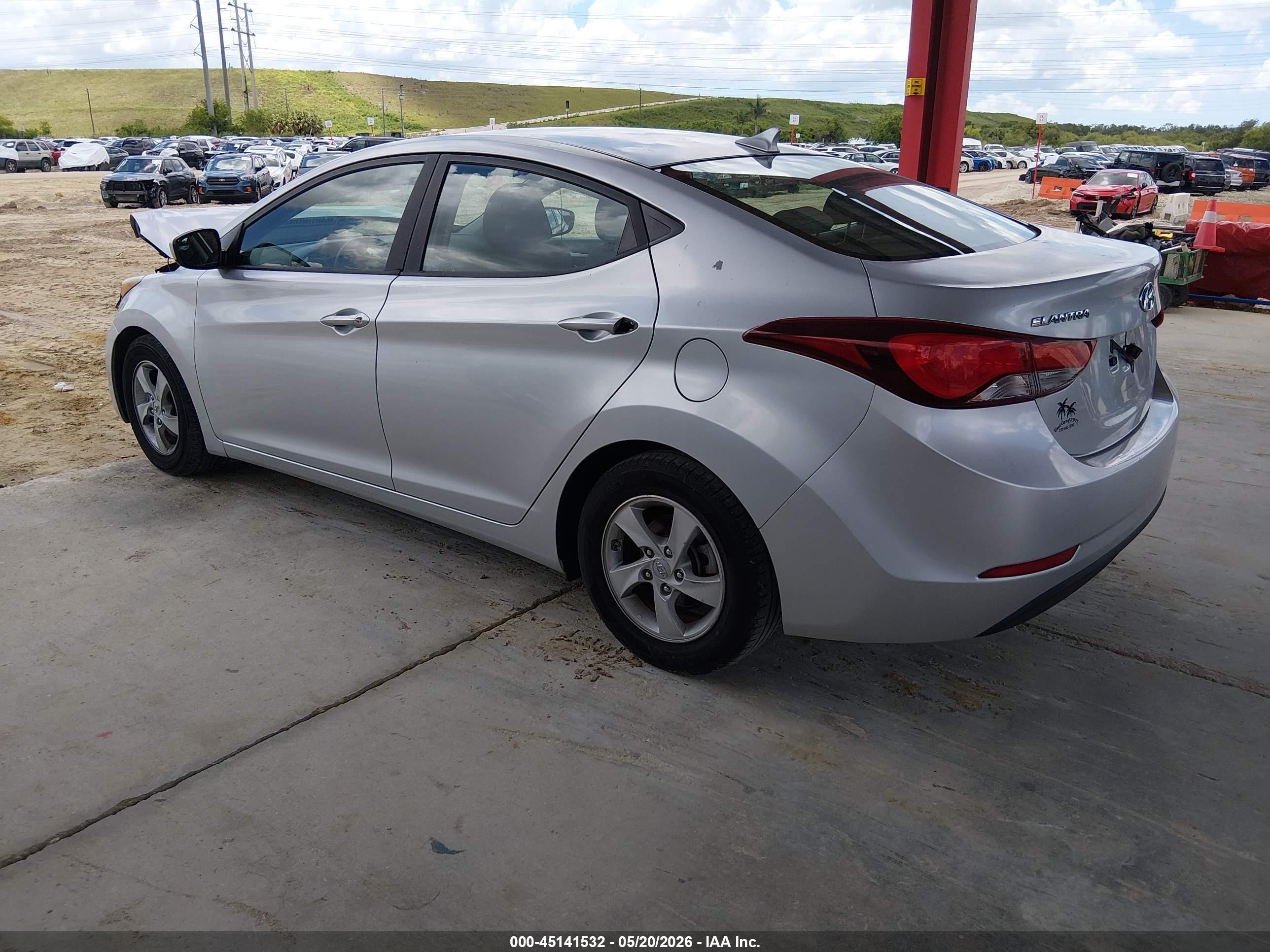 2015 Hyundai Elantra Se Silver vin: KMHDH4AE5FU328846