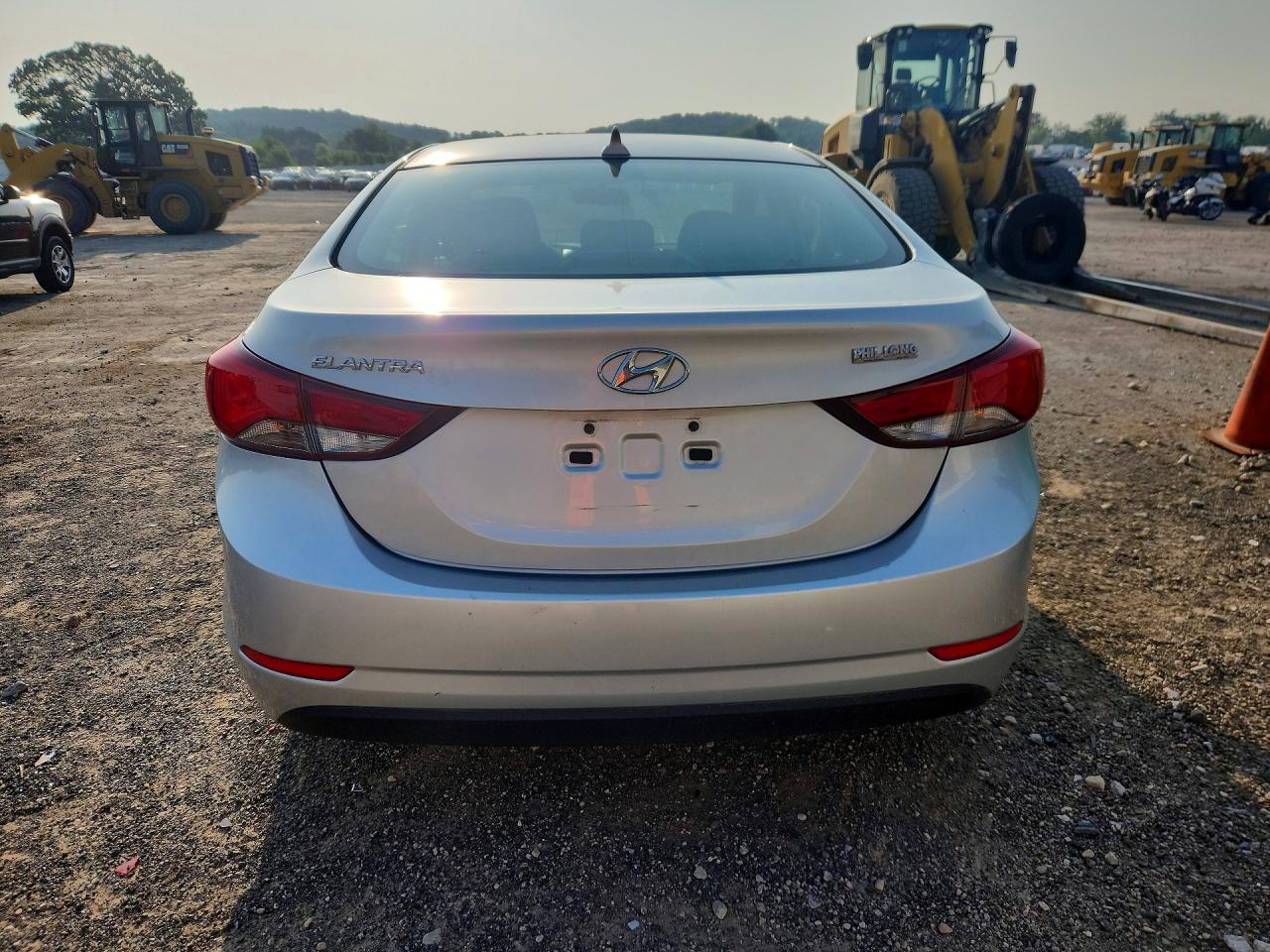2015 Hyundai Elantra Se Silver vin: KMHDH4AE5FU342147