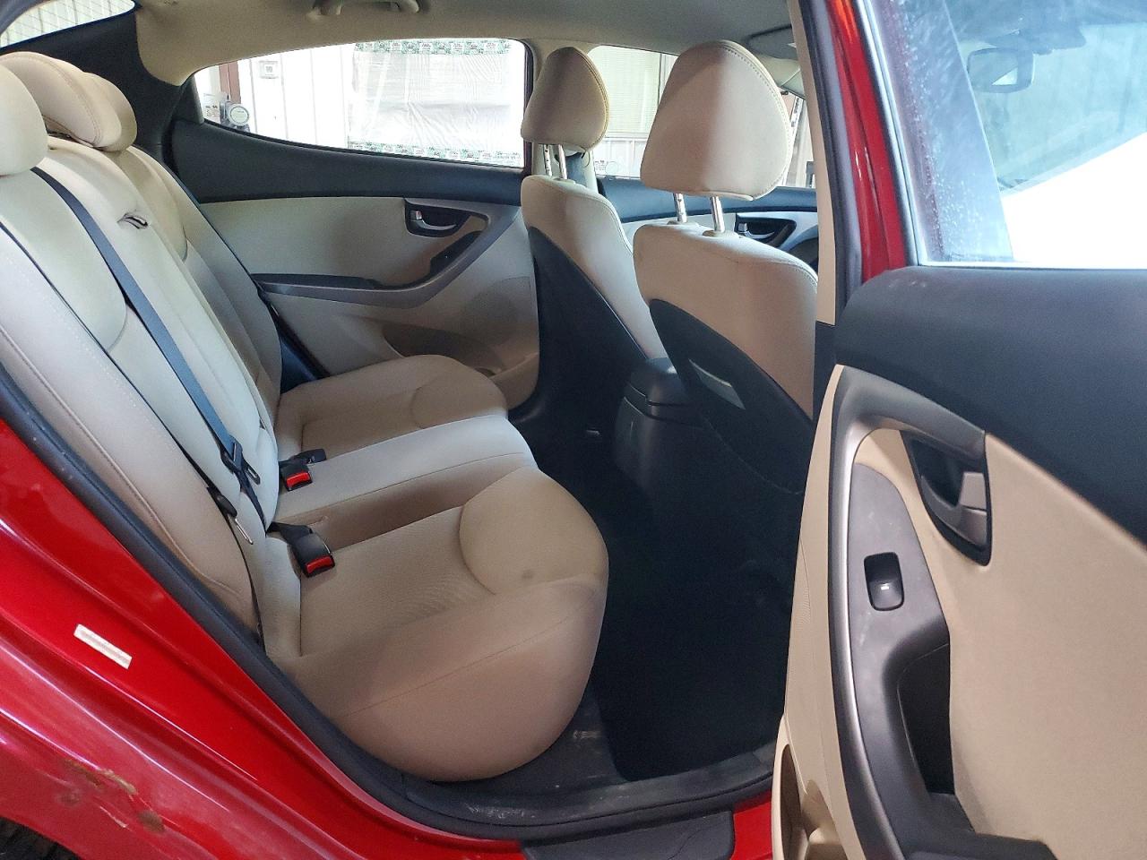 2015 Hyundai Elantra Se Red vin: KMHDH4AE5FU350720