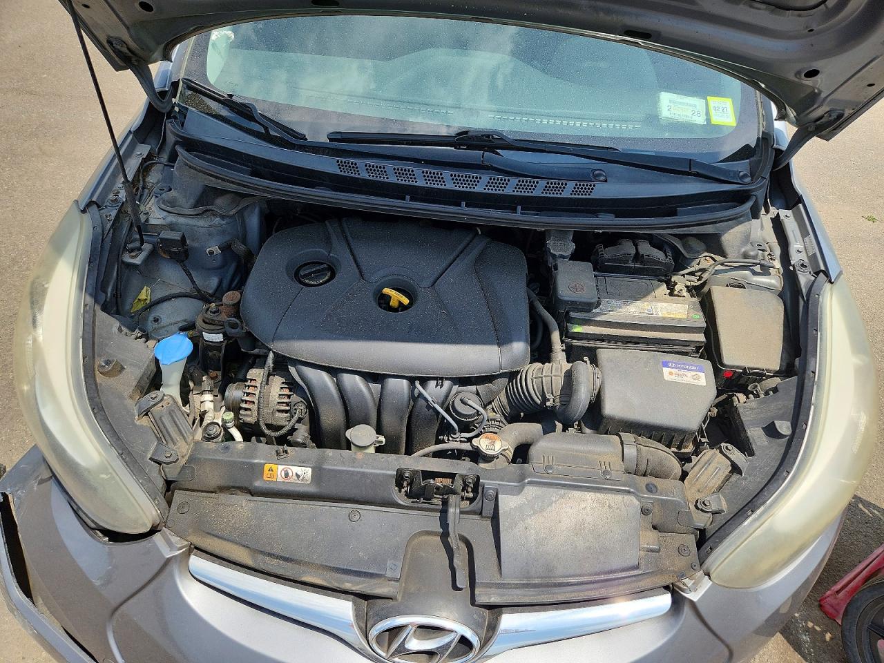 2016 Hyundai Elantra Value Edition Silver vin: KMHDH4AE5GU504960