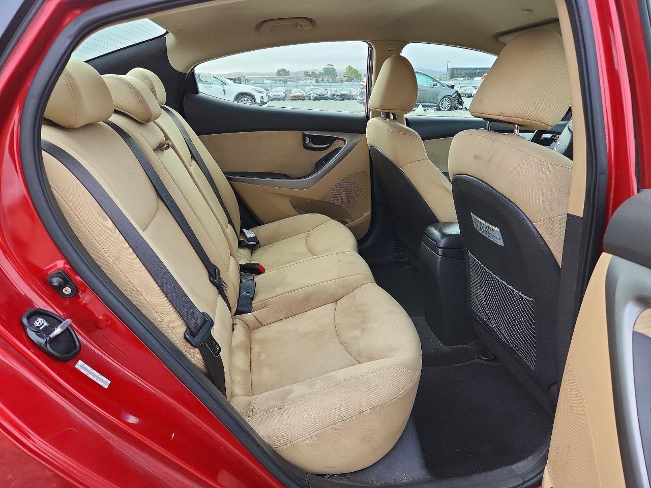 2011 Hyundai Elantra Gls Red vin: KMHDH4AE6BU132571