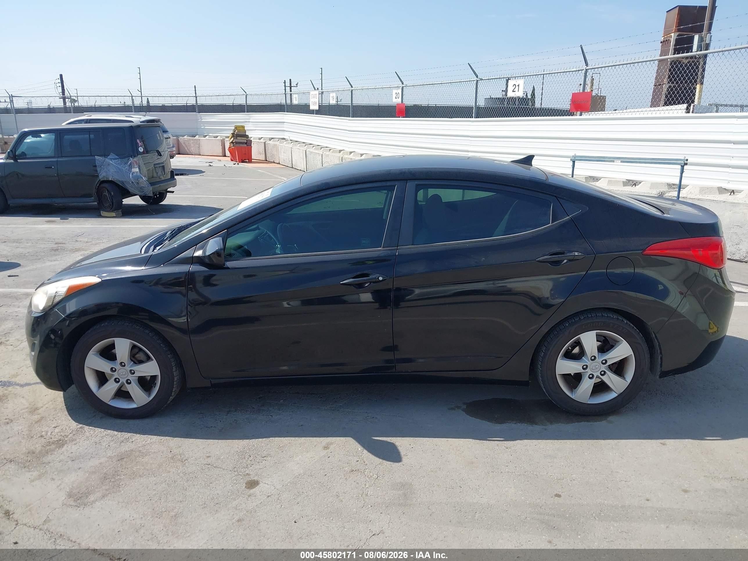 2011 Hyundai Elantra Gls (ulsan Plant) Черный vin: KMHDH4AE6BU152092