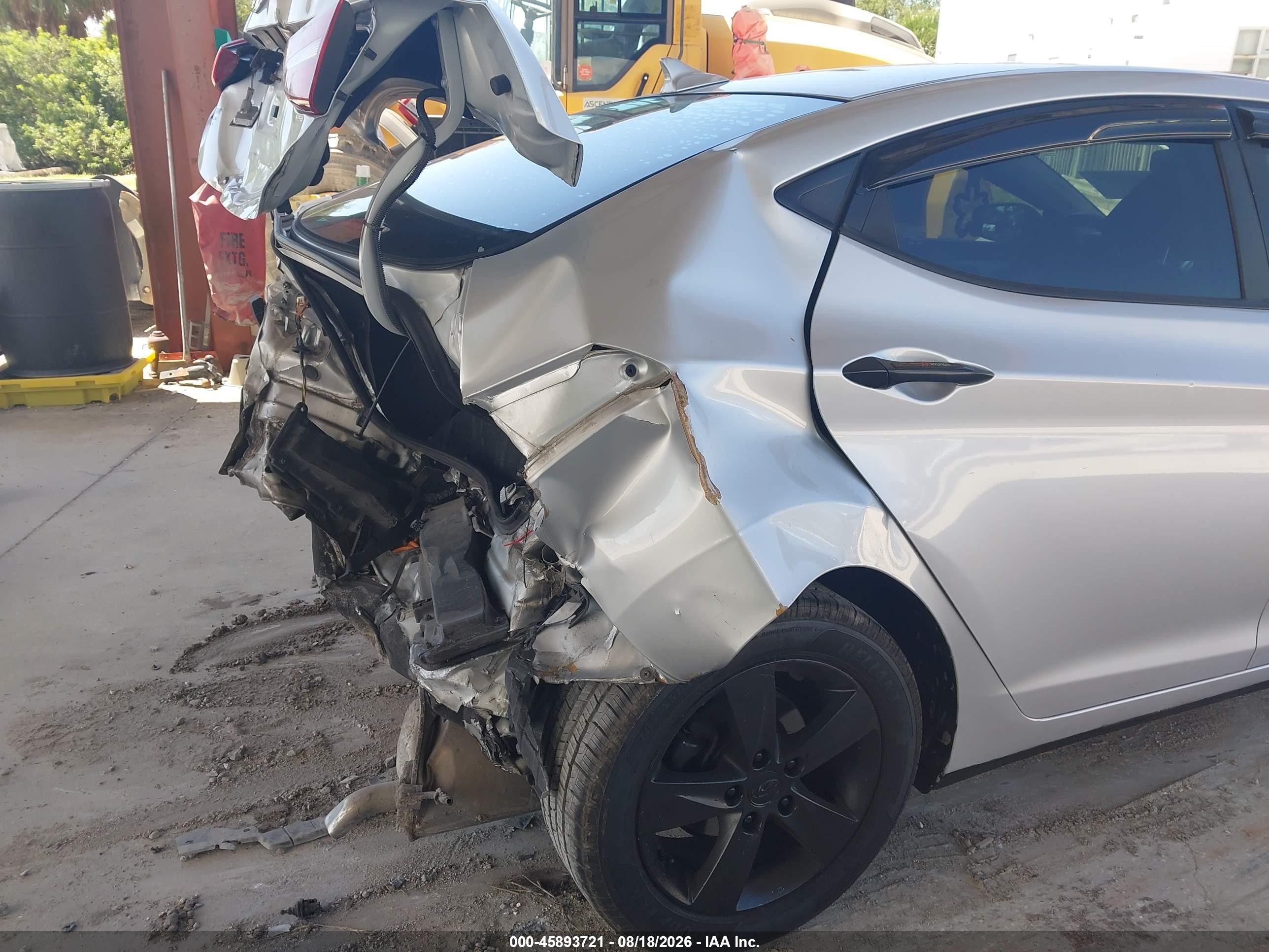 2012 Hyundai Elantra Gls (ulsan Plant) Silver vin: KMHDH4AE6CU176068