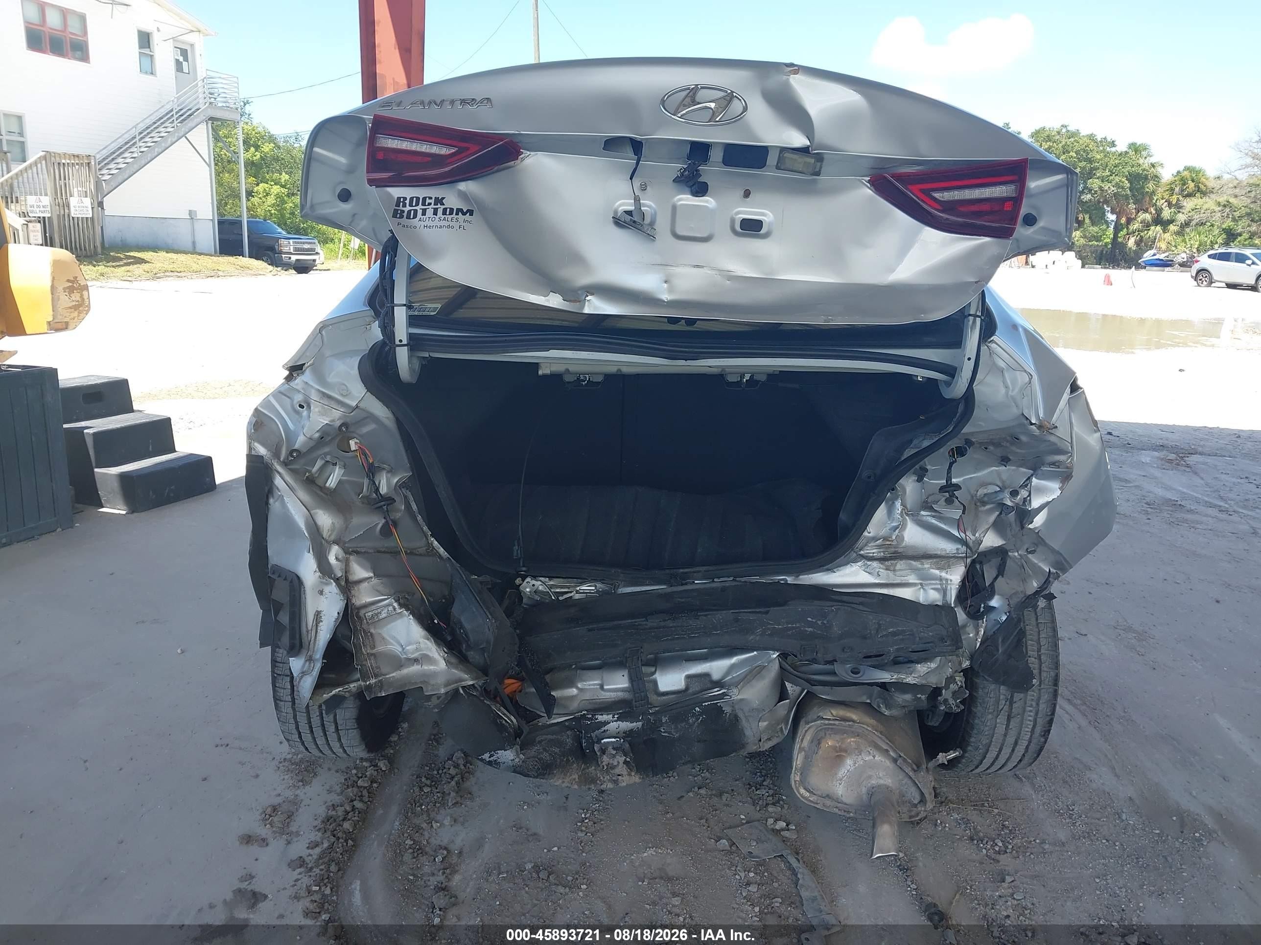 2012 Hyundai Elantra Gls (ulsan Plant) Silver vin: KMHDH4AE6CU176068