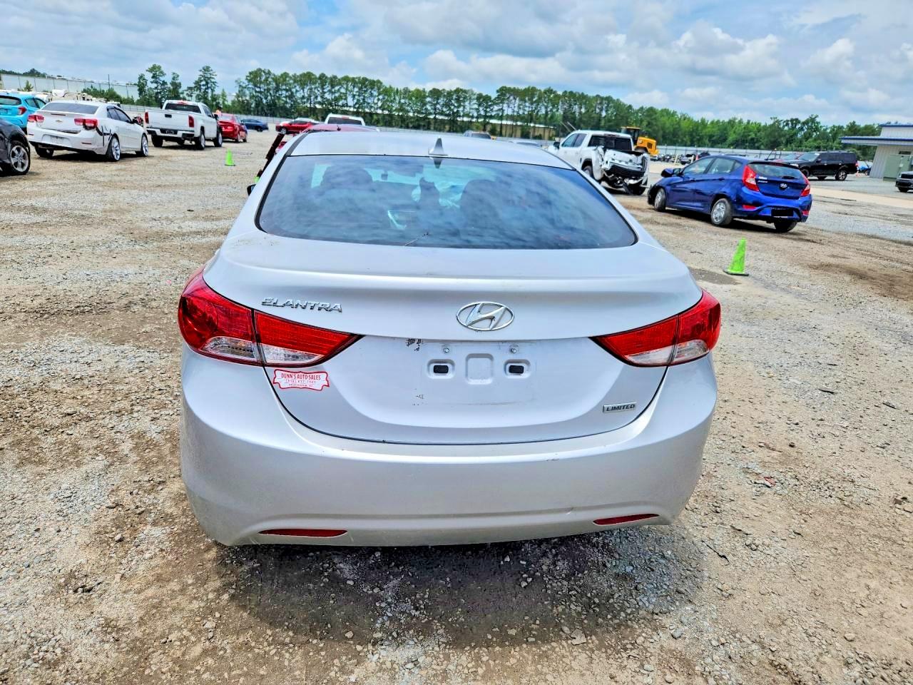 2012 Hyundai Elantra Limited Silver vin: KMHDH4AE6CU260259