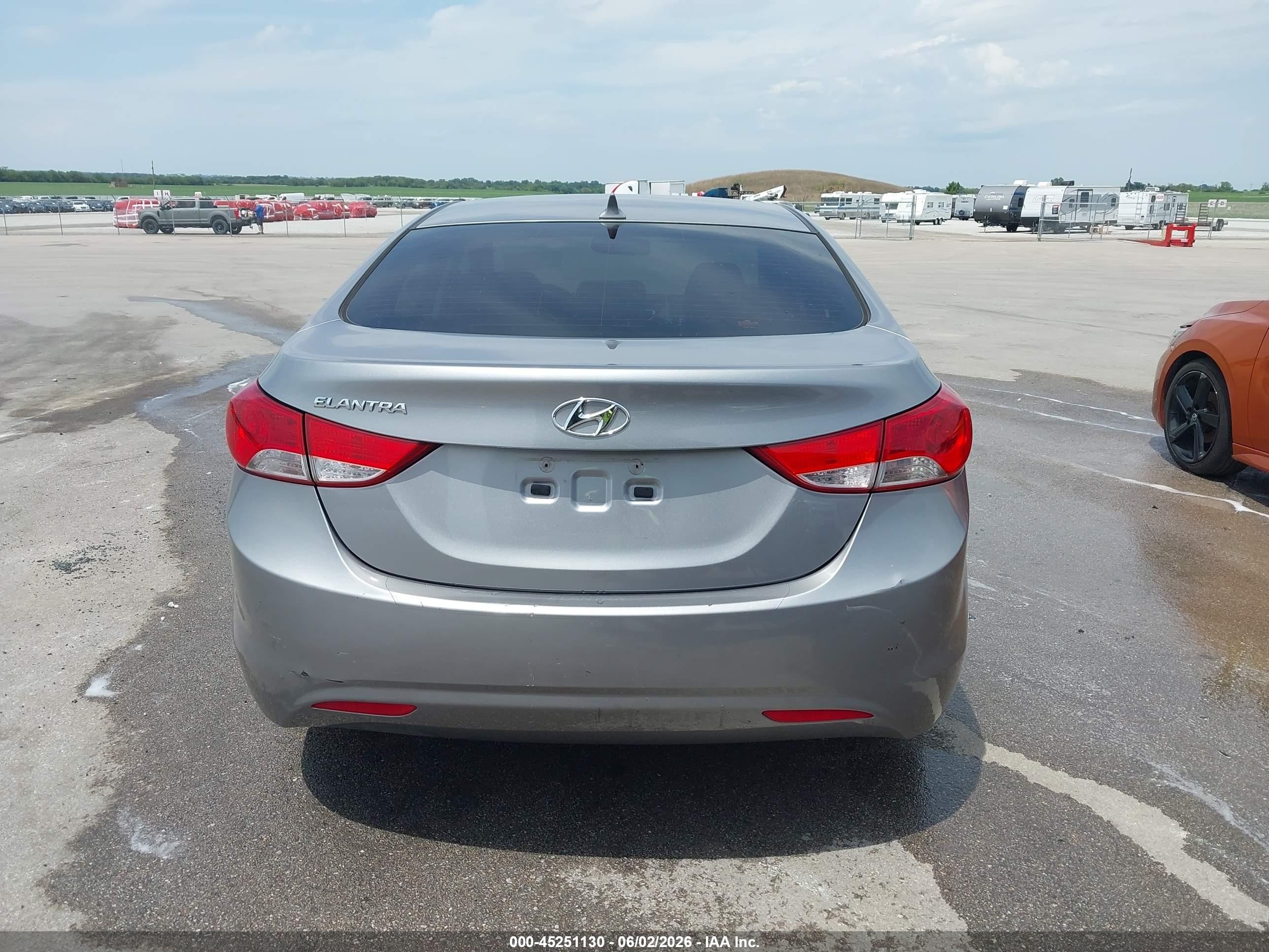 2012 Hyundai Elantra Gls (ulsan Plant) Gray vin: KMHDH4AE6CU330391