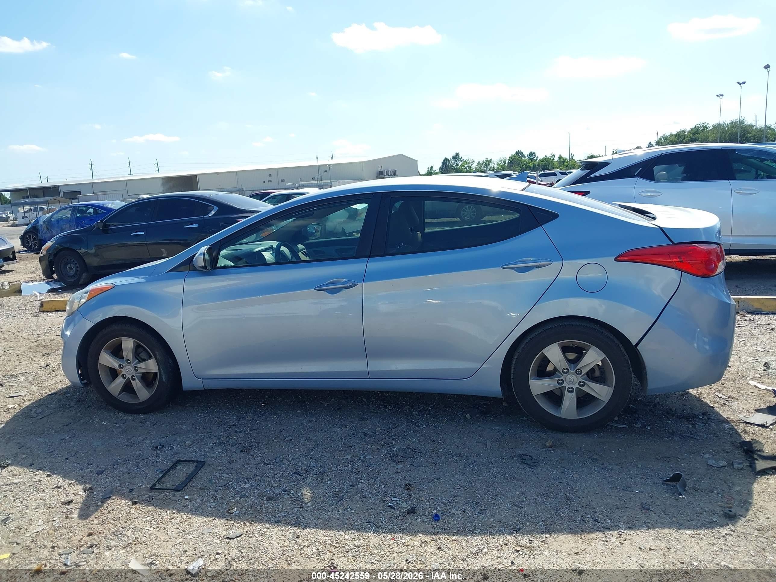 2012 Hyundai Elantra Gls (ulsan Plant) Light Blue vin: KMHDH4AE6CU376772