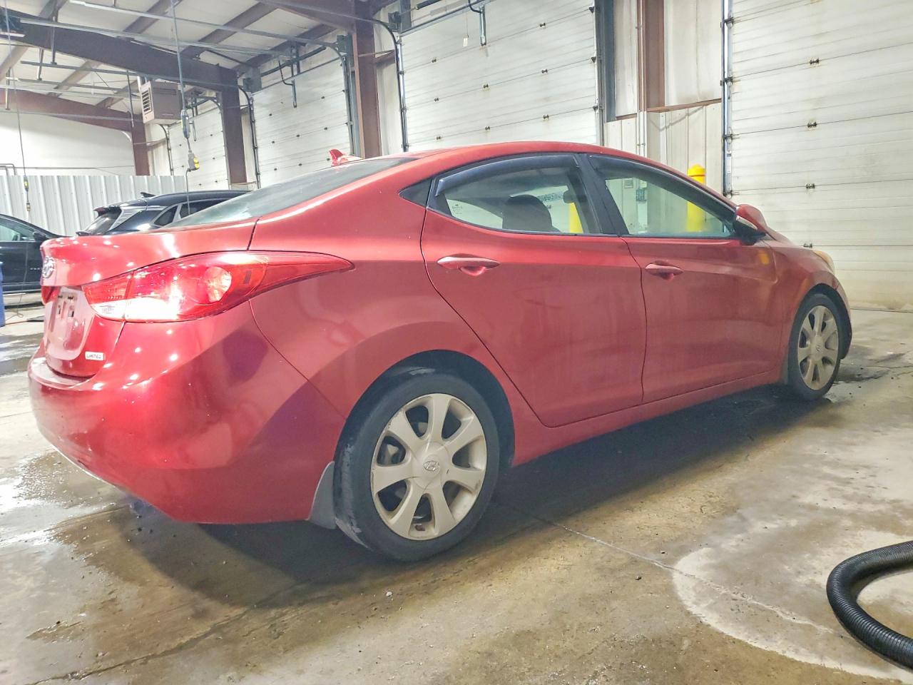 2012 Hyundai Elantra Limited Red vin: KMHDH4AE6CU388937