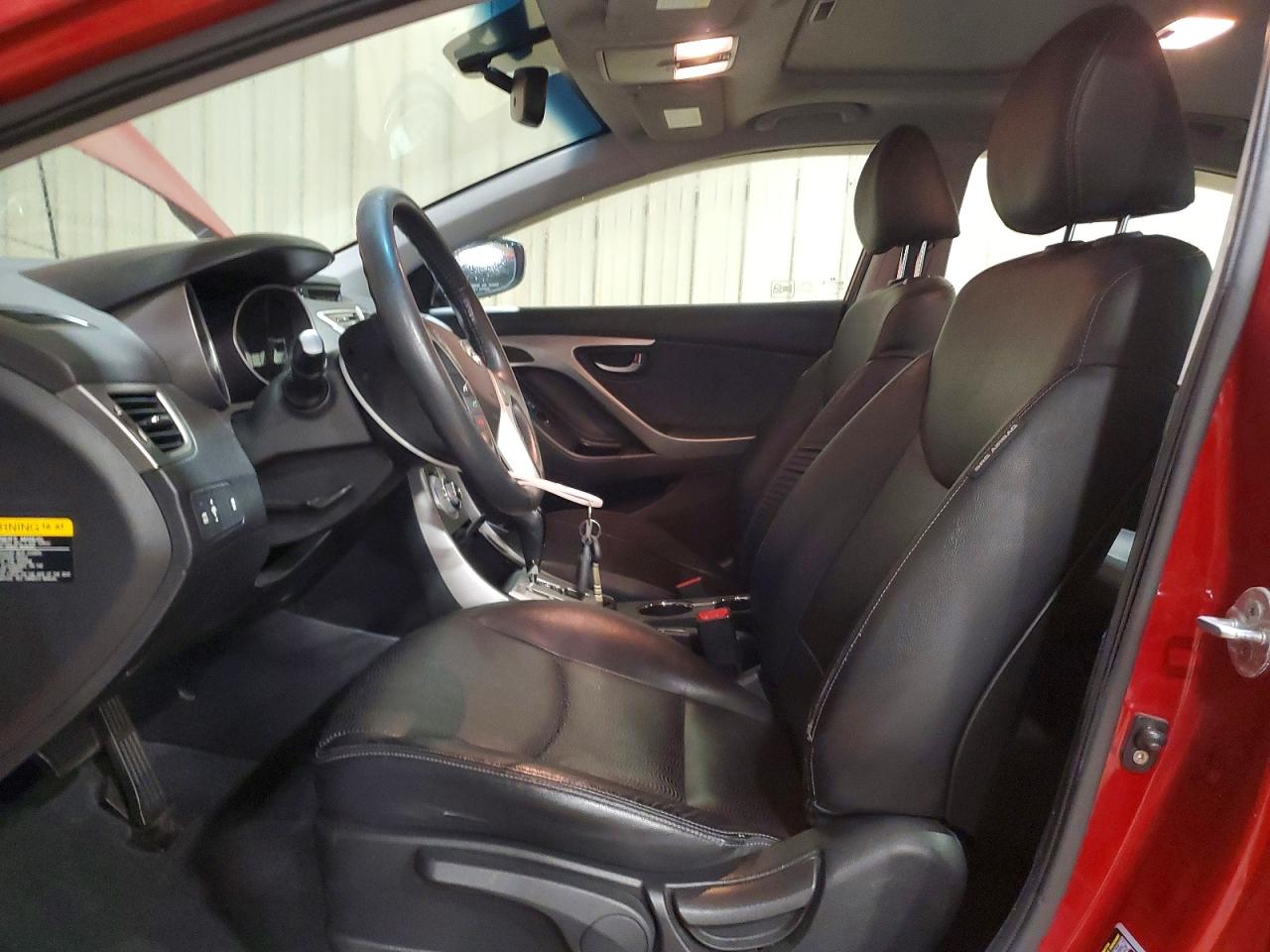 2012 Hyundai Elantra Limited Red vin: KMHDH4AE6CU388937