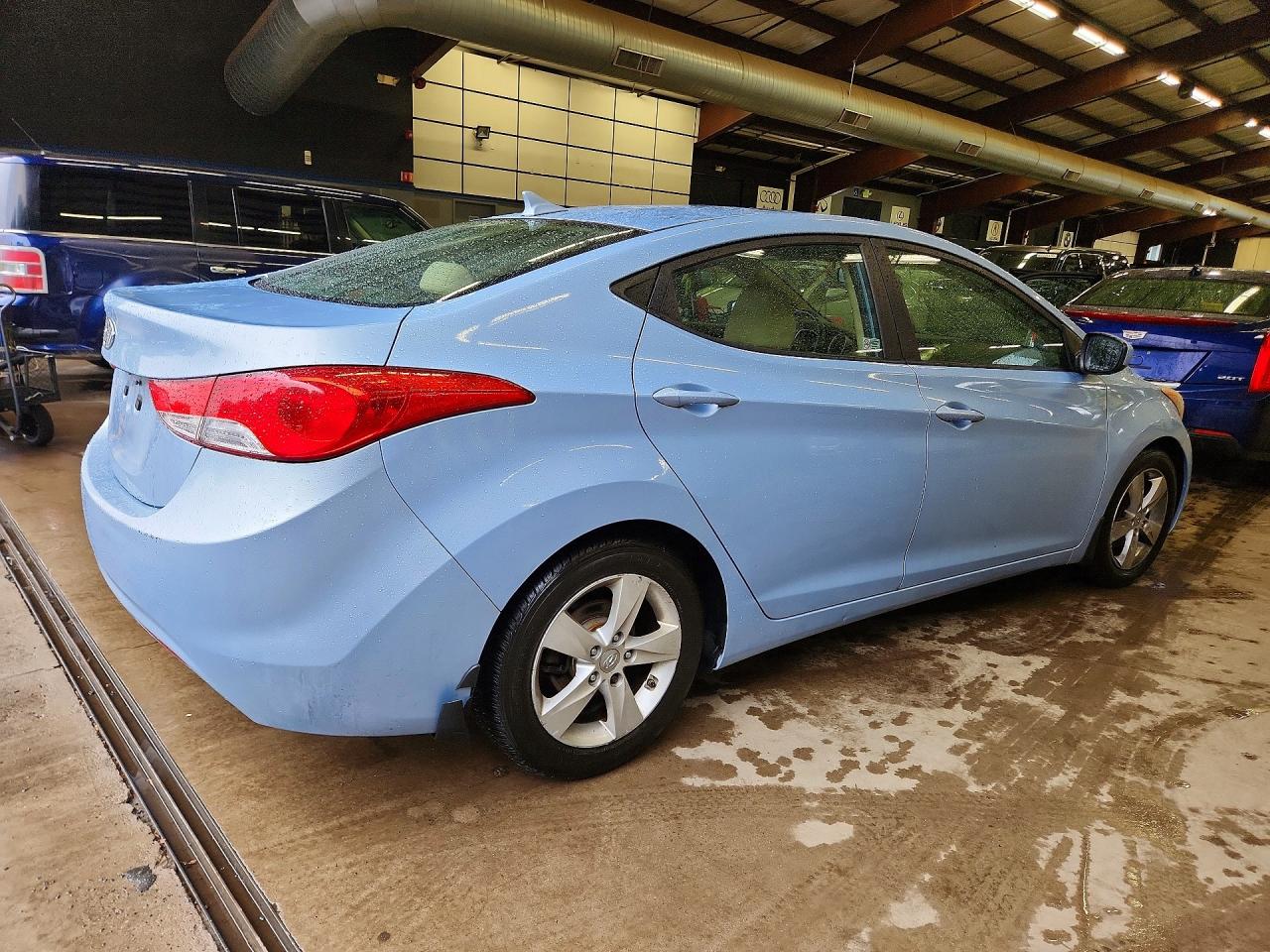 2013 Hyundai Elantra Gls Blue vin: KMHDH4AE6DU495407