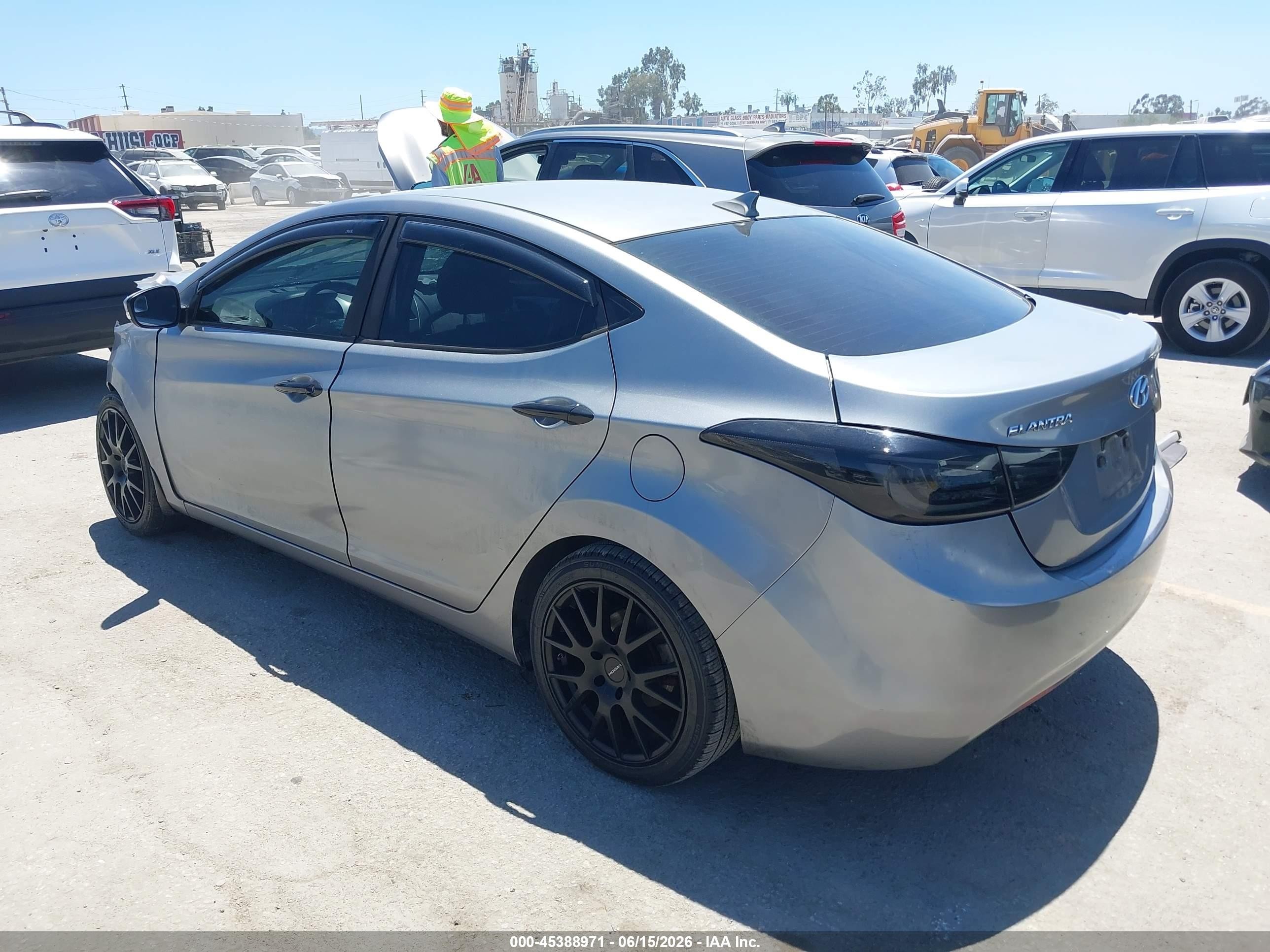 2013 Hyundai Elantra Limited Silver vin: KMHDH4AE6DU502324