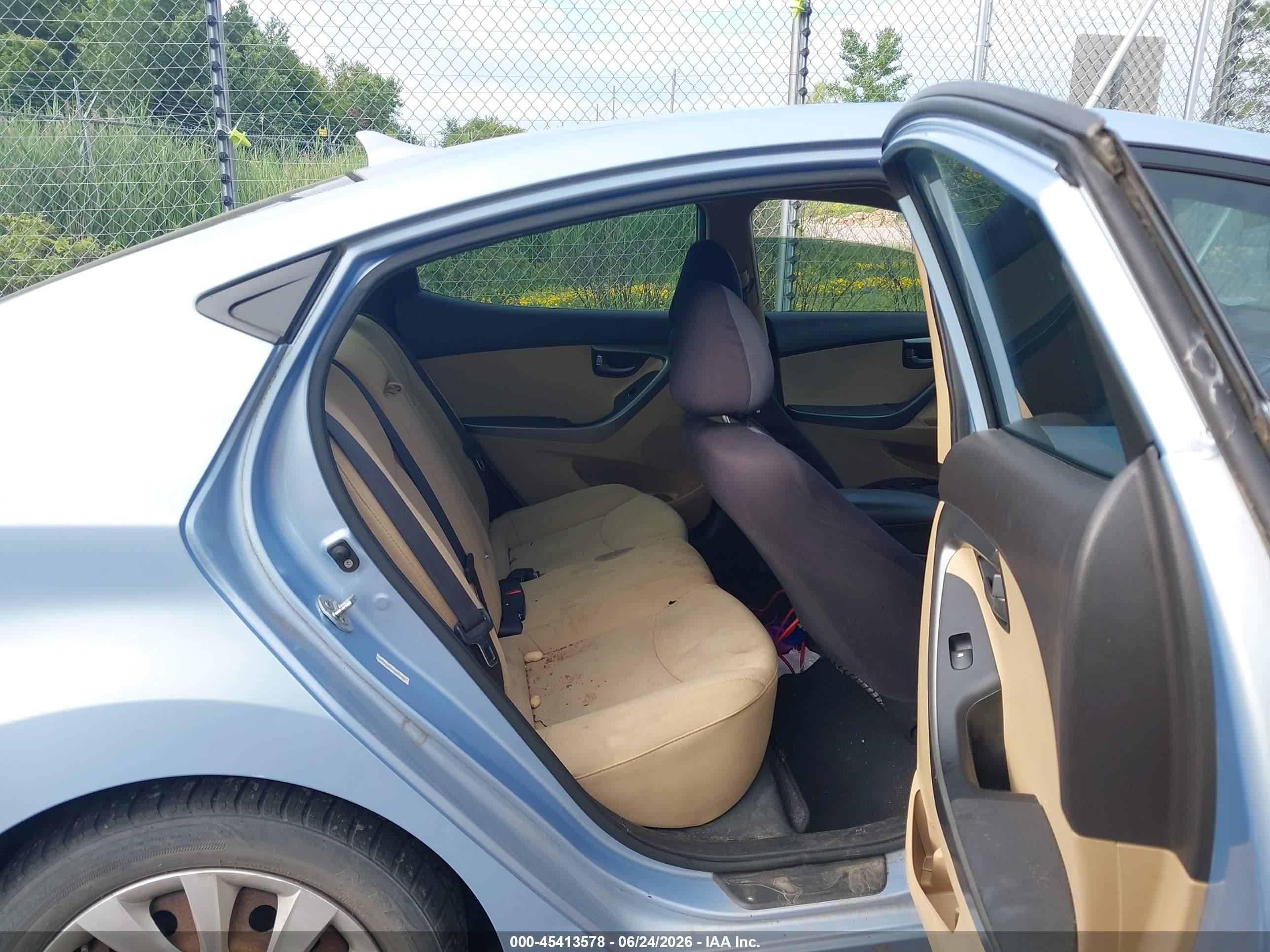 2013 Hyundai Elantra Gls Blue vin: KMHDH4AE6DU539700