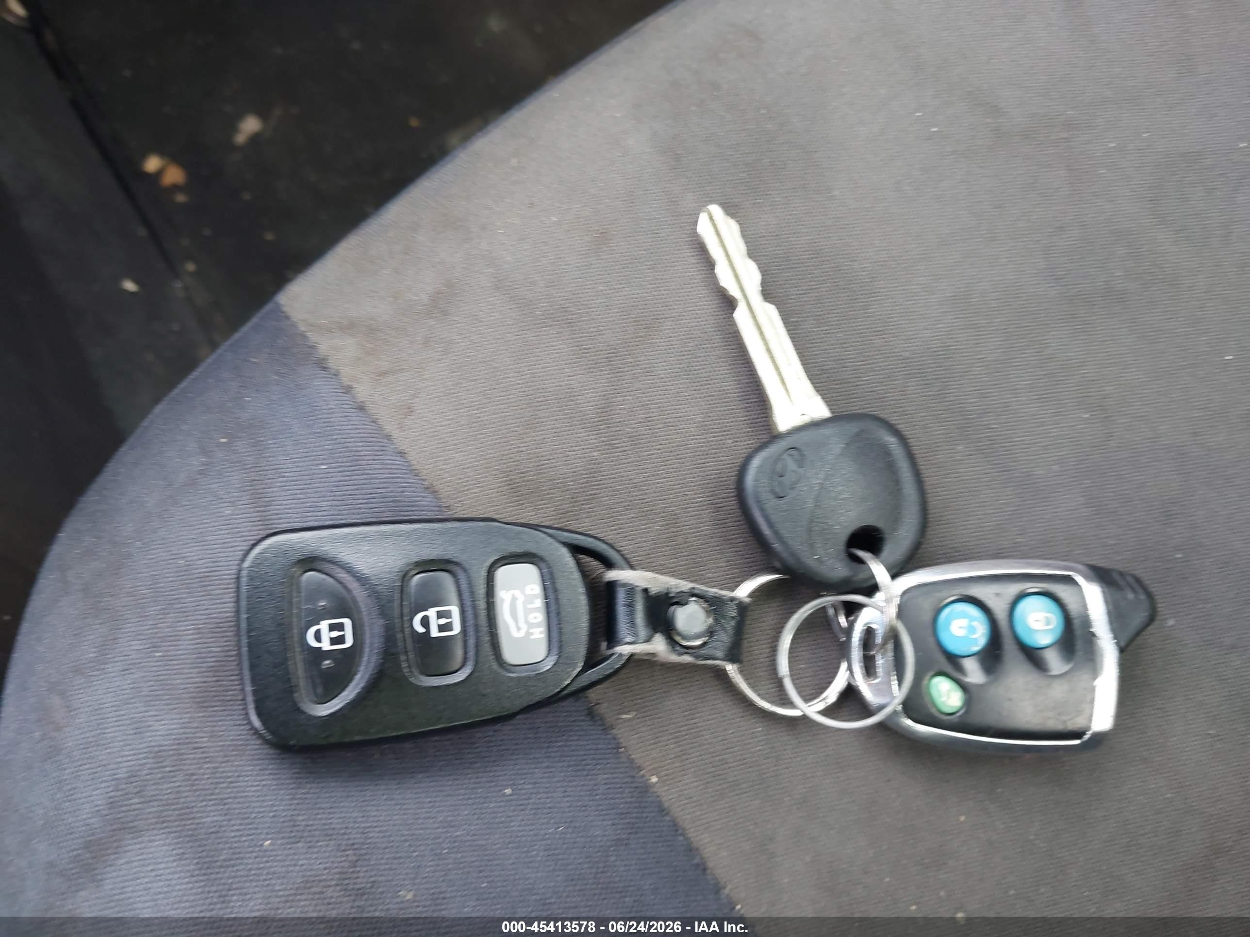2013 Hyundai Elantra Gls Blue vin: KMHDH4AE6DU539700