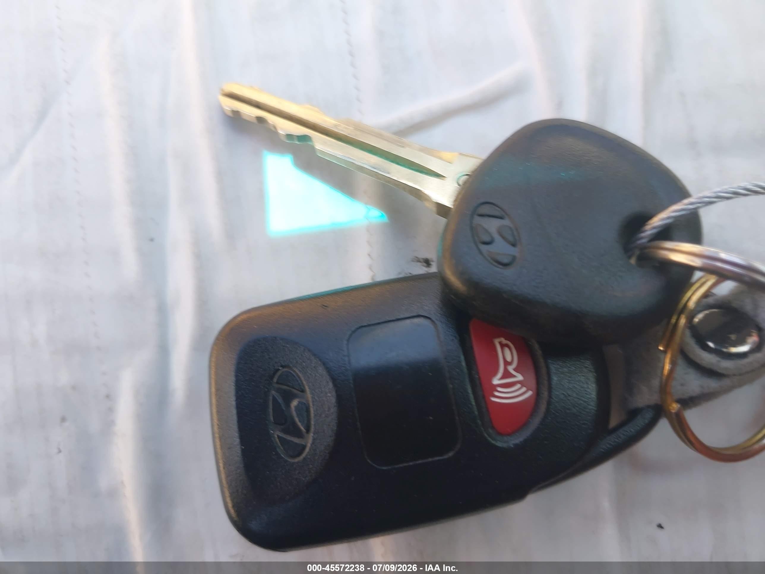 2013 Hyundai Elantra Gls Light Blue vin: KMHDH4AE6DU540796