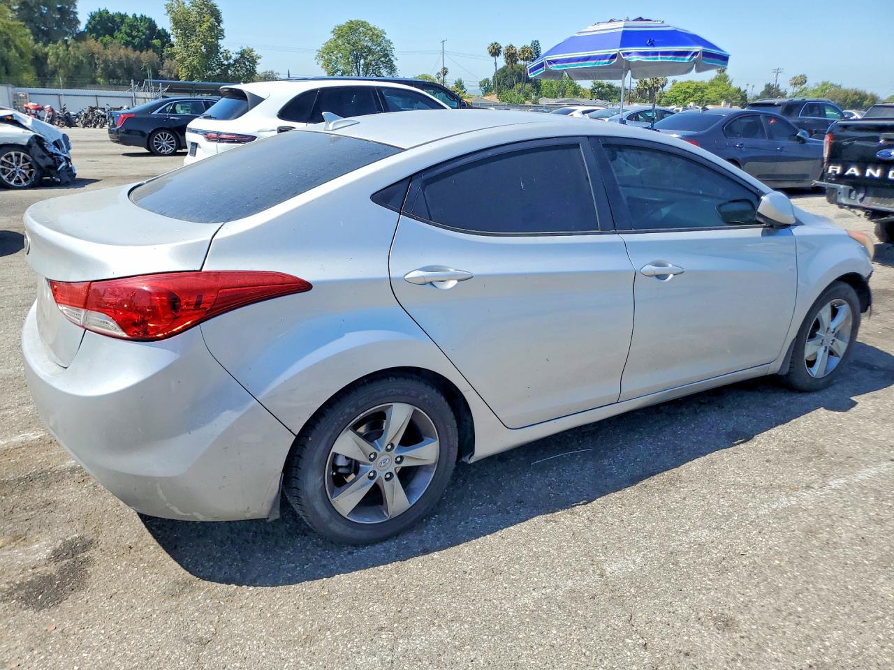 2013 Hyundai Elantra Gls Silver vin: KMHDH4AE6DU565231