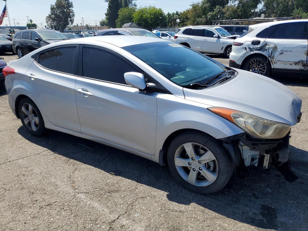 2013 Hyundai Elantra Gls Silver vin: KMHDH4AE6DU565231