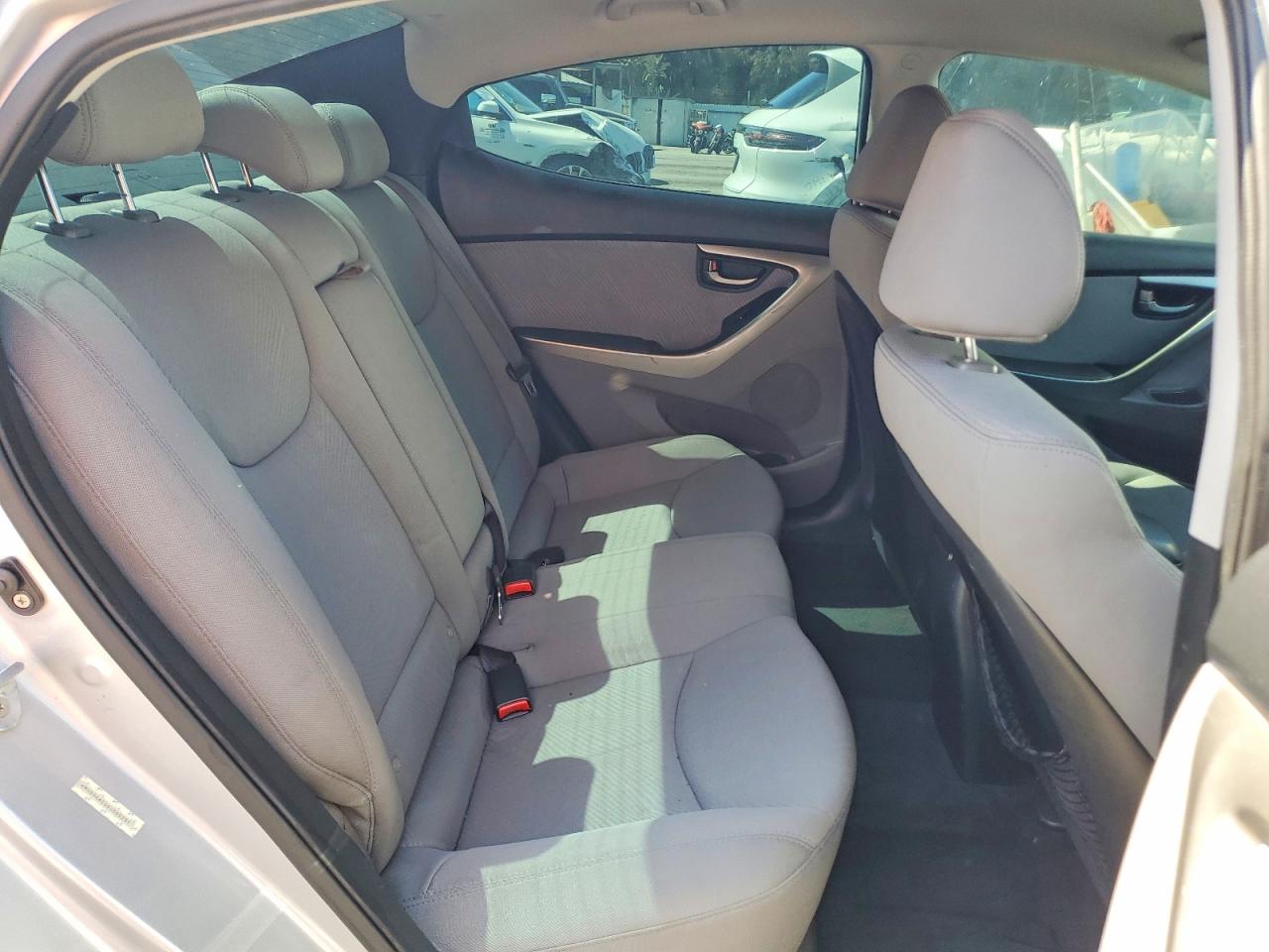2013 Hyundai Elantra Gls Silver vin: KMHDH4AE6DU565231