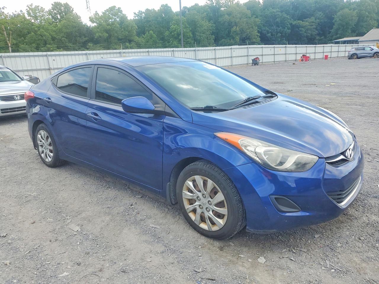 2013 Hyundai Elantra Gls Blue vin: KMHDH4AE6DU601452